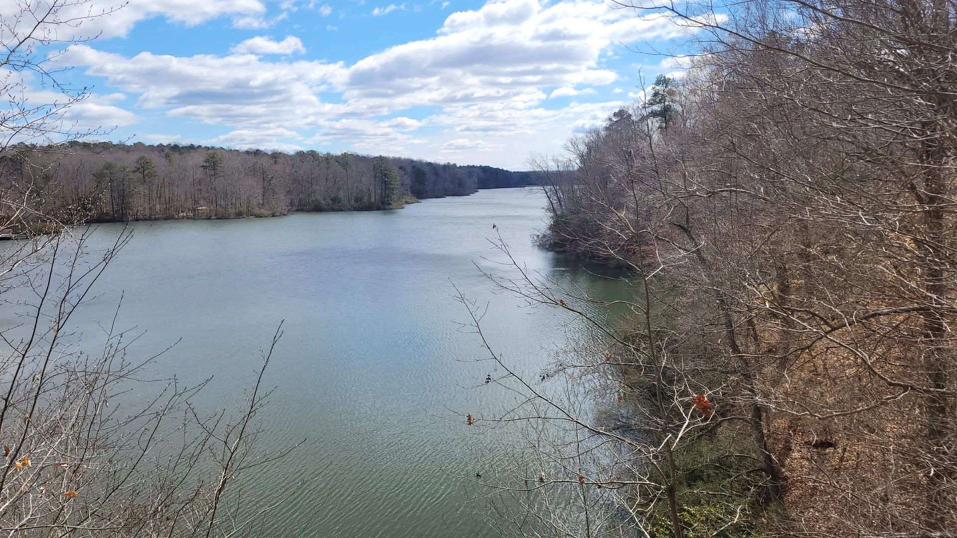 An image depicting the trail Waller Mill Reservoir Loop and its surrounding area.