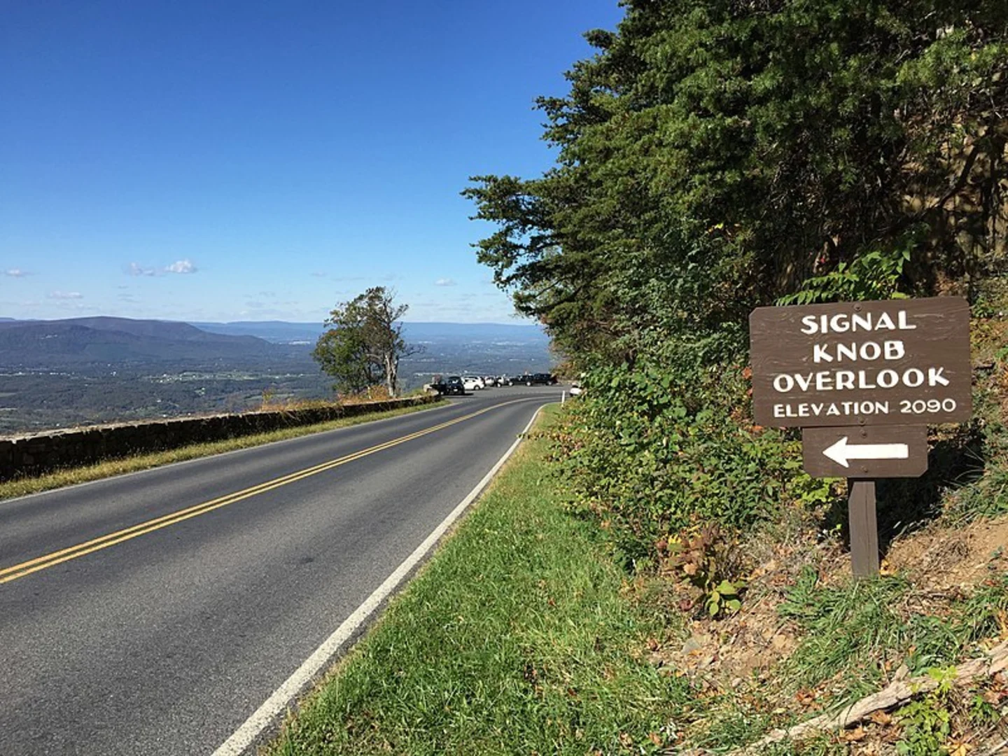 An image depicting the trail Meneka Peak Loop Trail and its surrounding area.