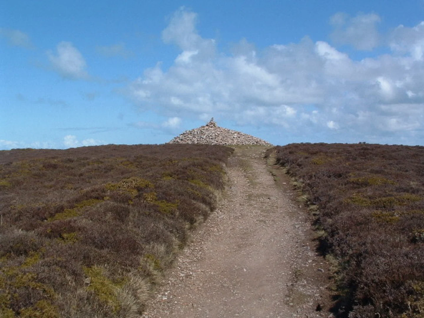 An image depicting the trail Trentishoe to Combe Martin Loop and its surrounding area.