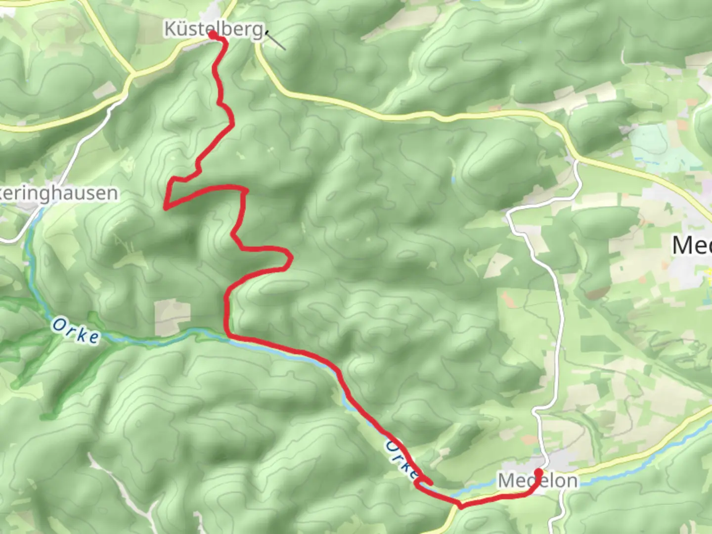 An image depicting the trail Medelon to Küstelberg via Sauerland-Hoehenflug and its surrounding area.