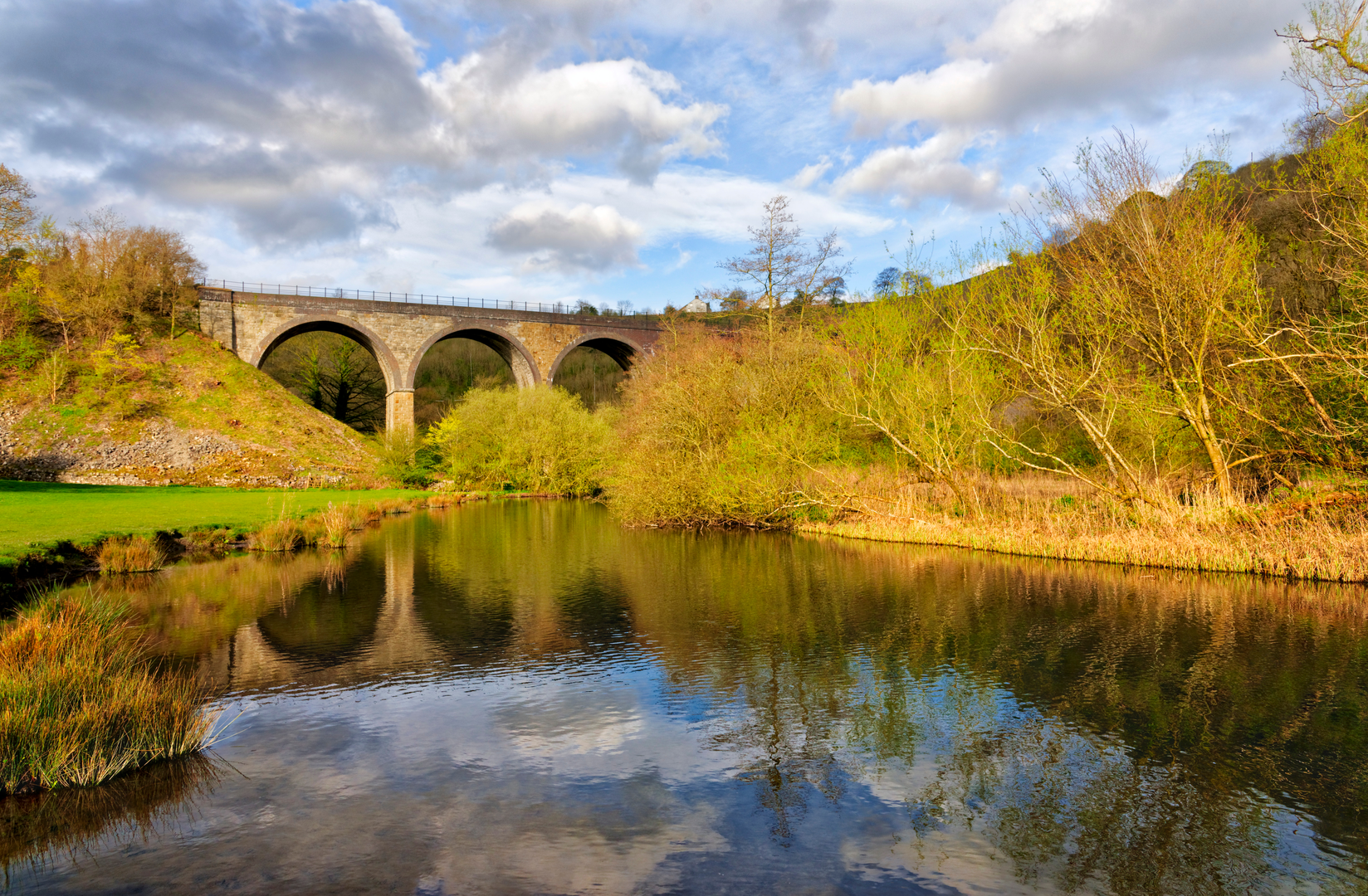 An image depicting the trail Chelmorton and The Monsal Trail and its surrounding area.