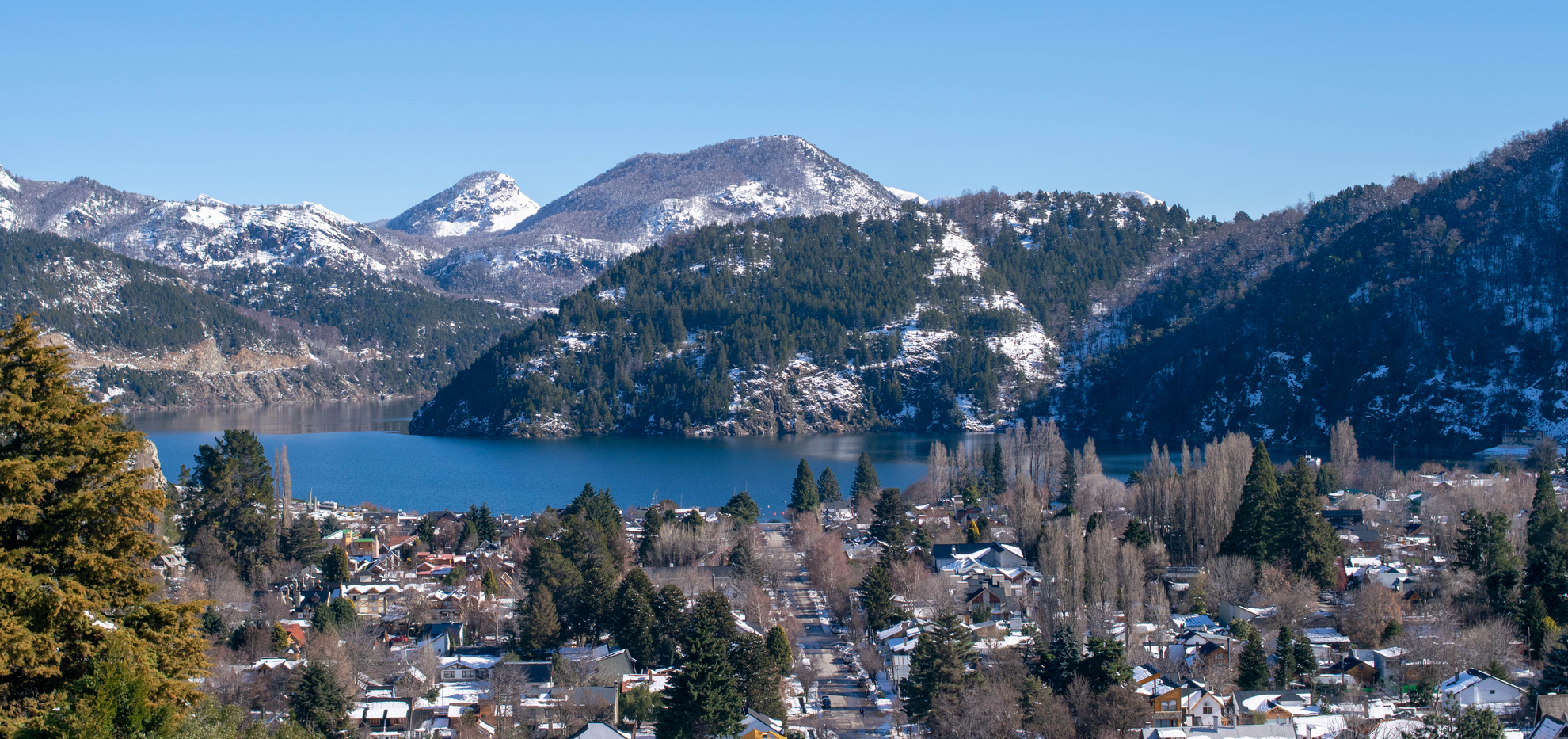 An image depicting the trail Bariloche Hut To Hut and its surrounding area.