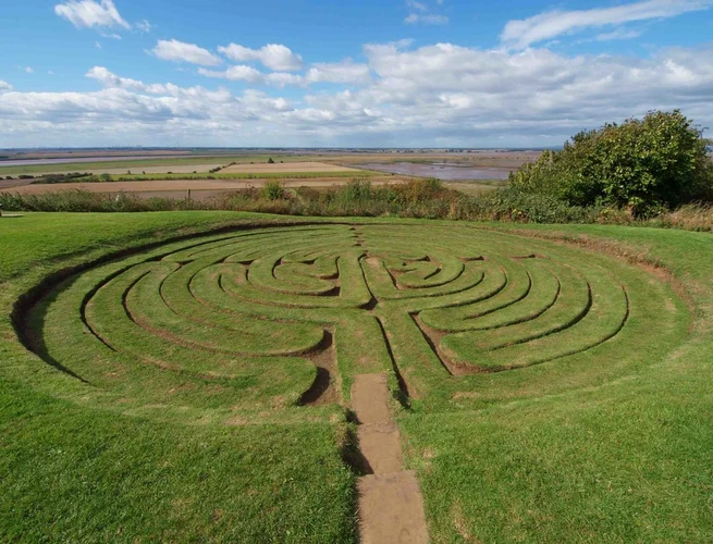 Alkborough Flats and Julian's Bower Loop