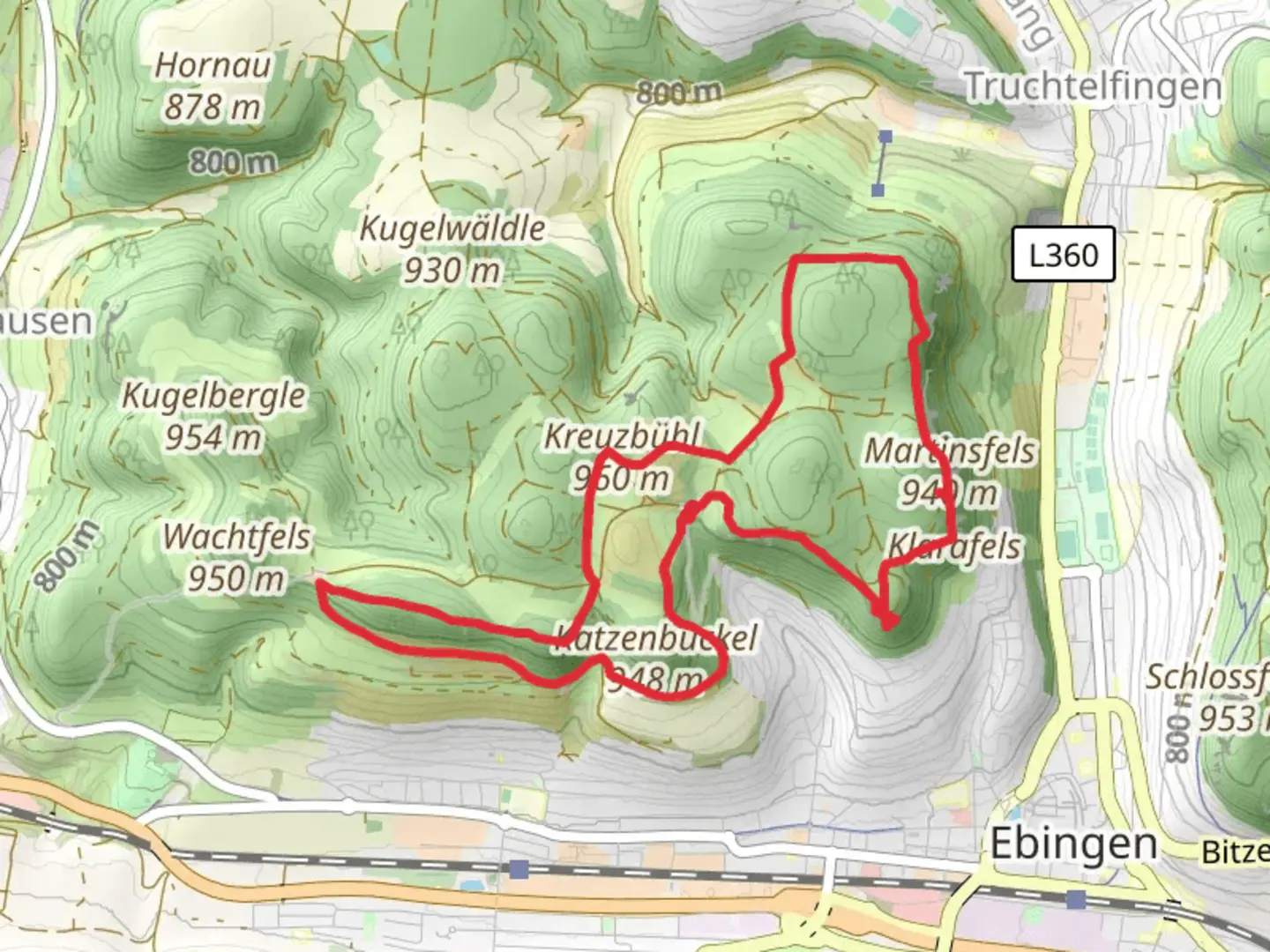 An image depicting the trail Kreuzbuehl and Schnecklesfels via Traufgaenge and its surrounding area.