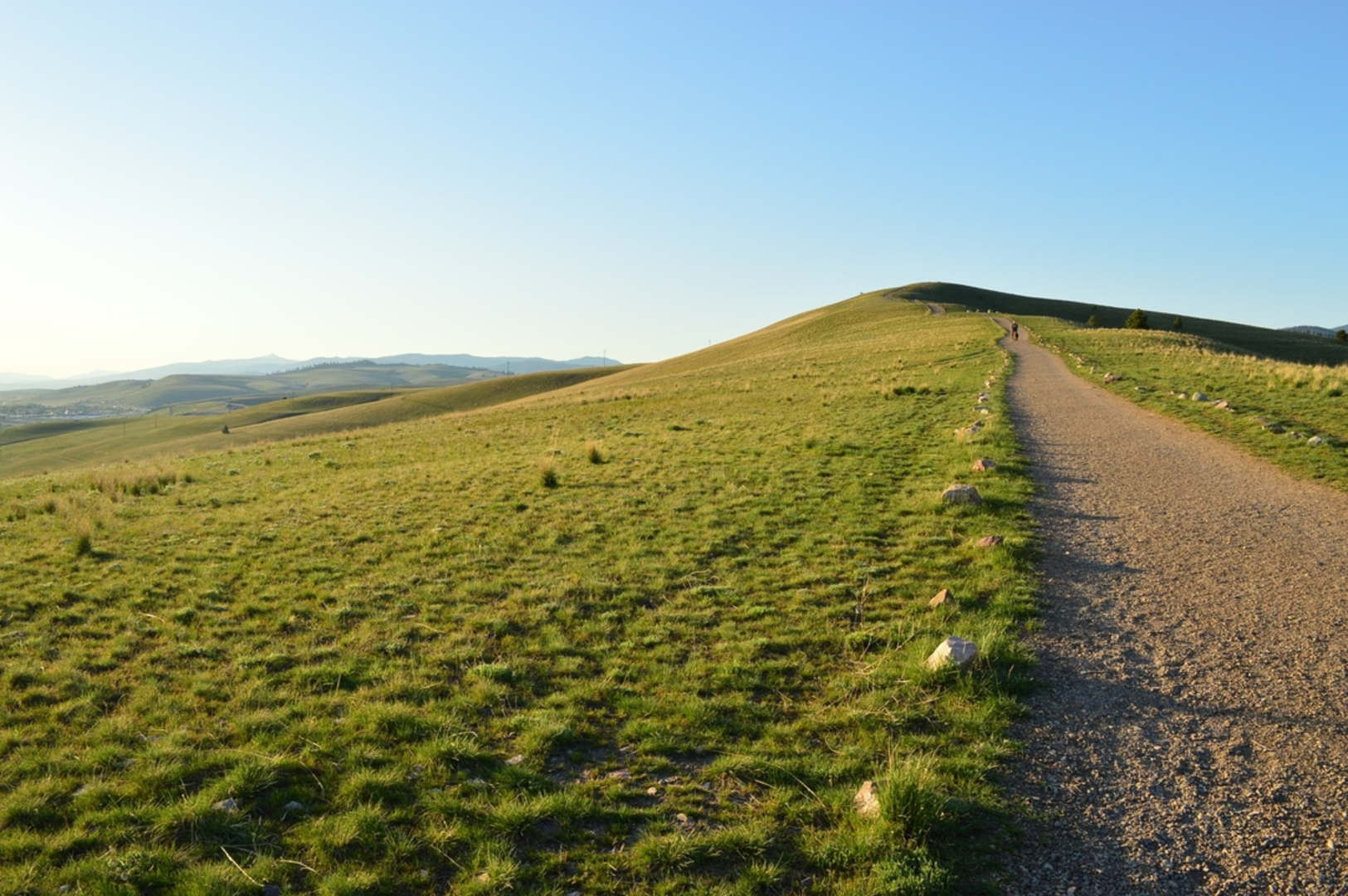 An image depicting the trail Waterworks Hill and its surrounding area.