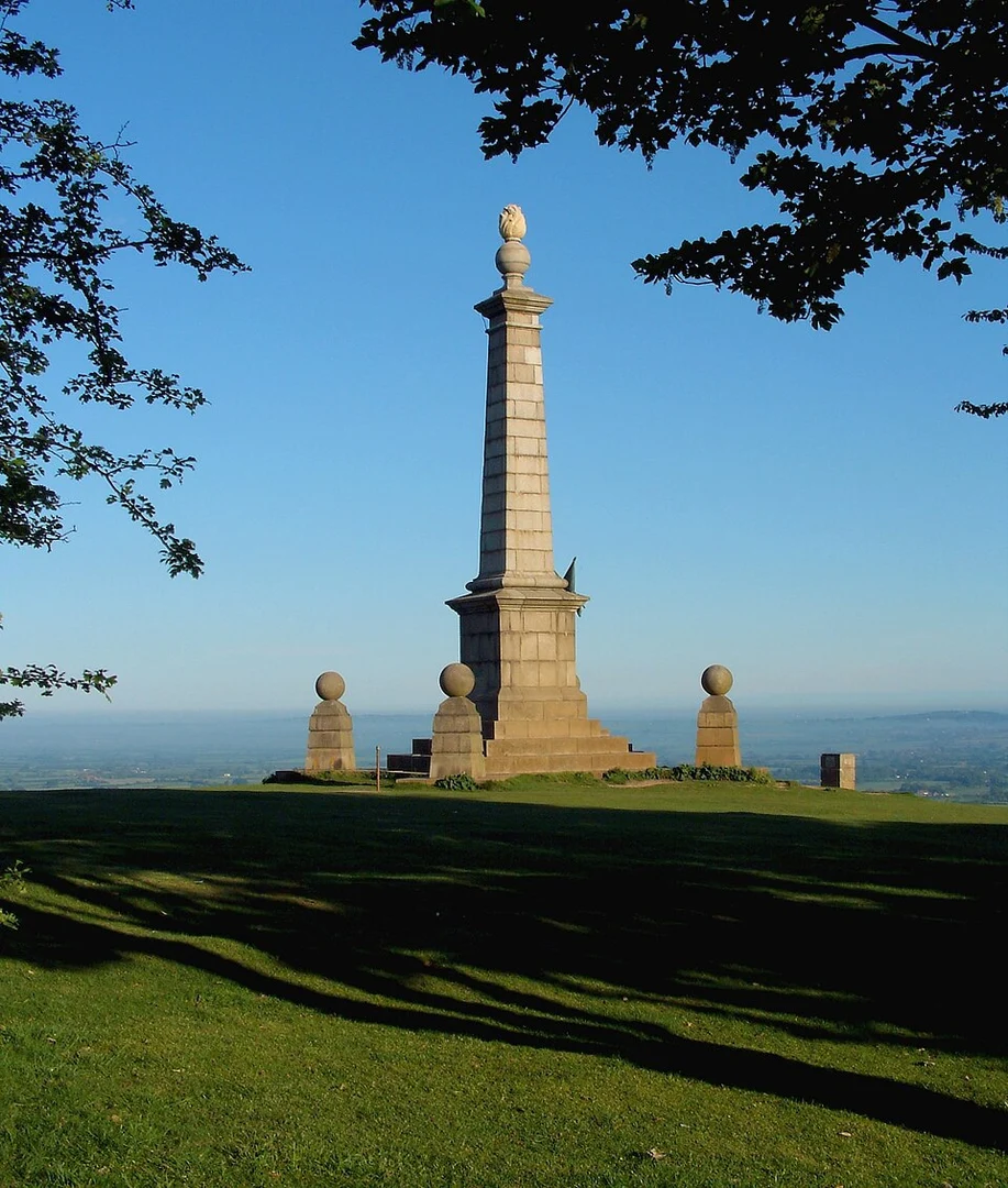 An image depicting the trail Goodmerhill Wood and Coombe Hill Loop and its surrounding area.