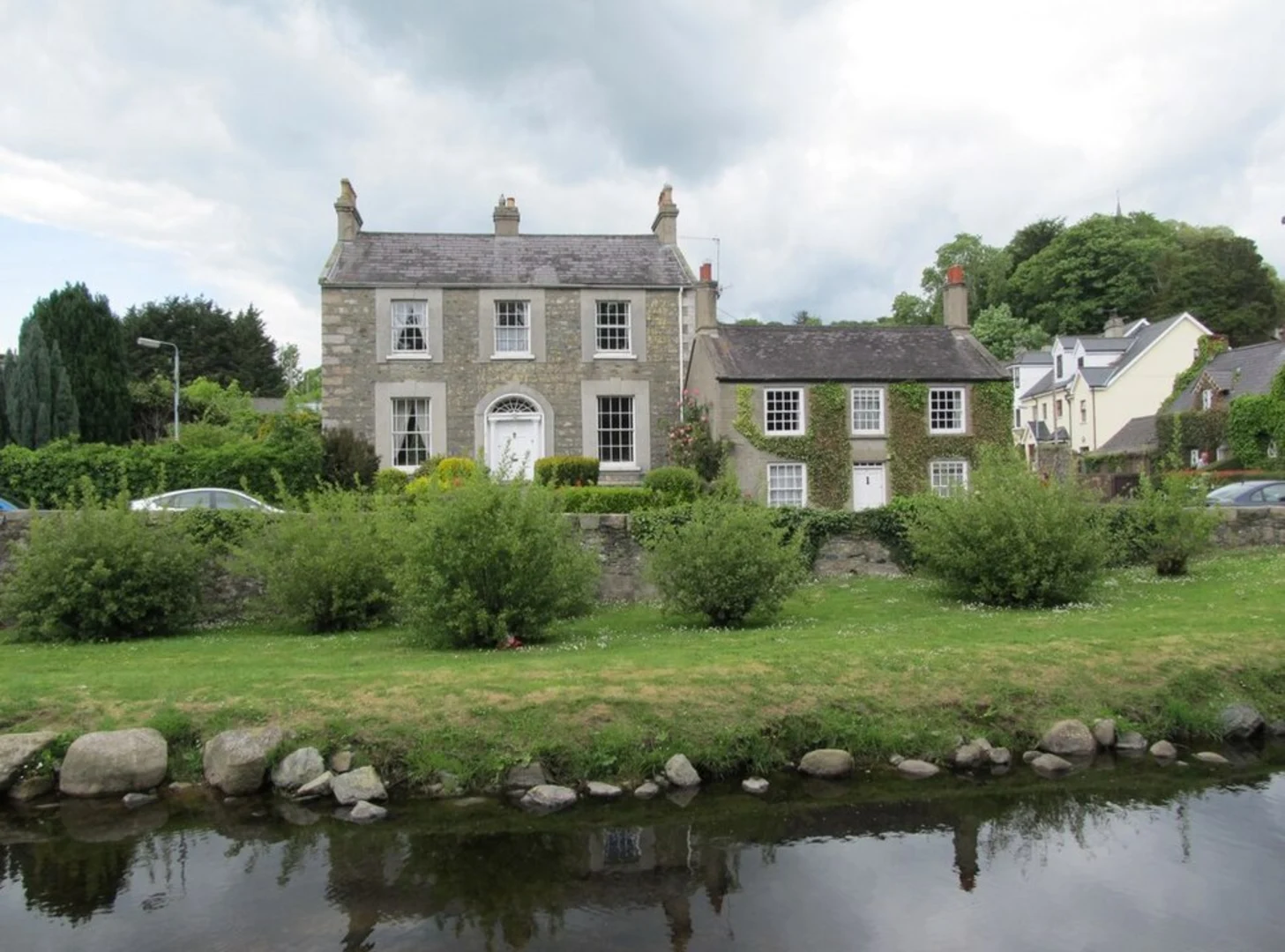 An image depicting the trail Fairy Glen - Linear Walk and its surrounding area.
