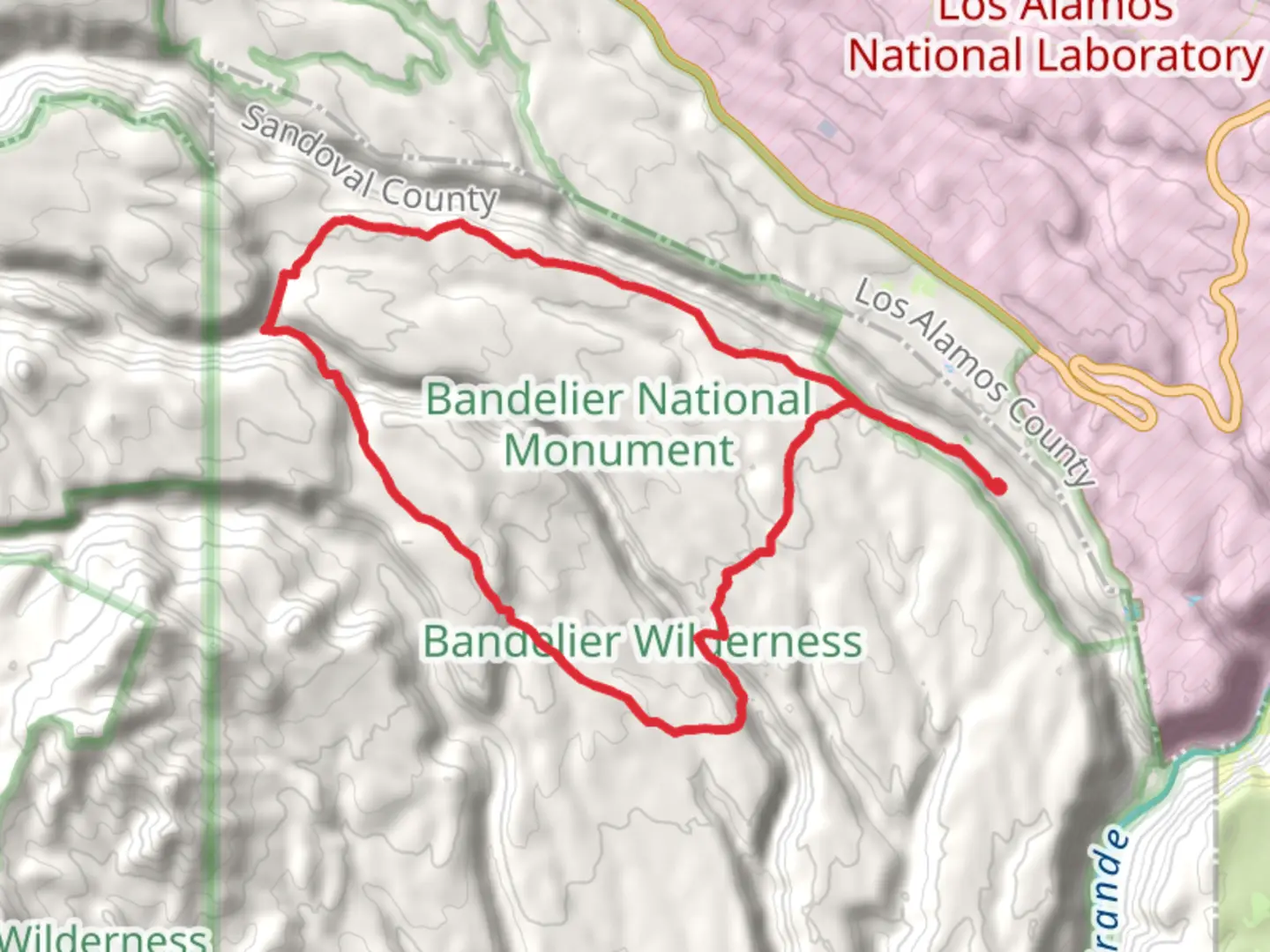 An image depicting the trail Middle and Upper Alamo and Frijoles Rim Loop Trail and its surrounding area.