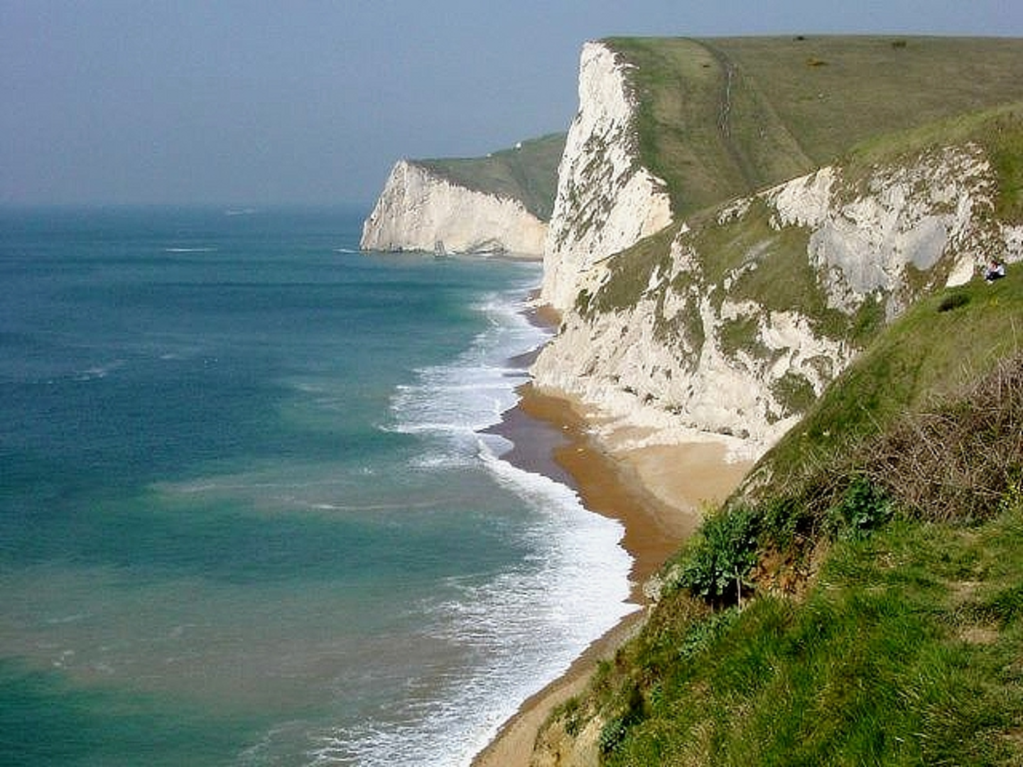 An image depicting the trail The Warren, Old Lookout, Bat's Head and Man O' War Cove via SWCP and its surrounding area.