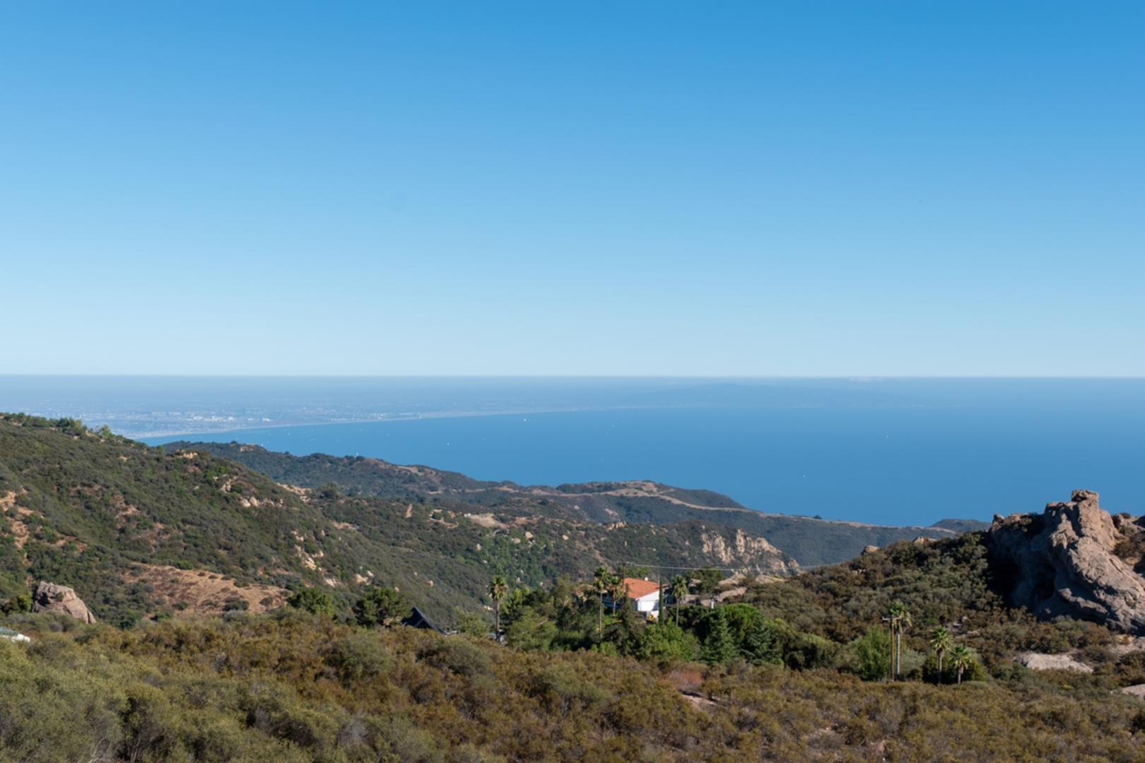 An image depicting the trail Temescal Ridge Trail and its surrounding area.