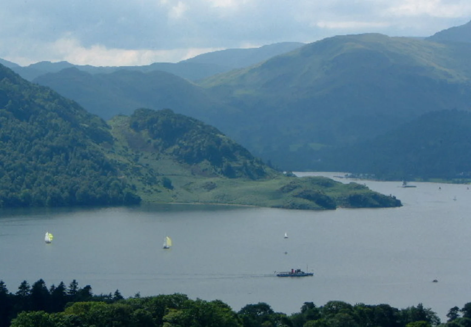 An image depicting the trail Hart Side and Stybarrow Dodd from Sheepfold to Glencoyne Bridge and its surrounding area.