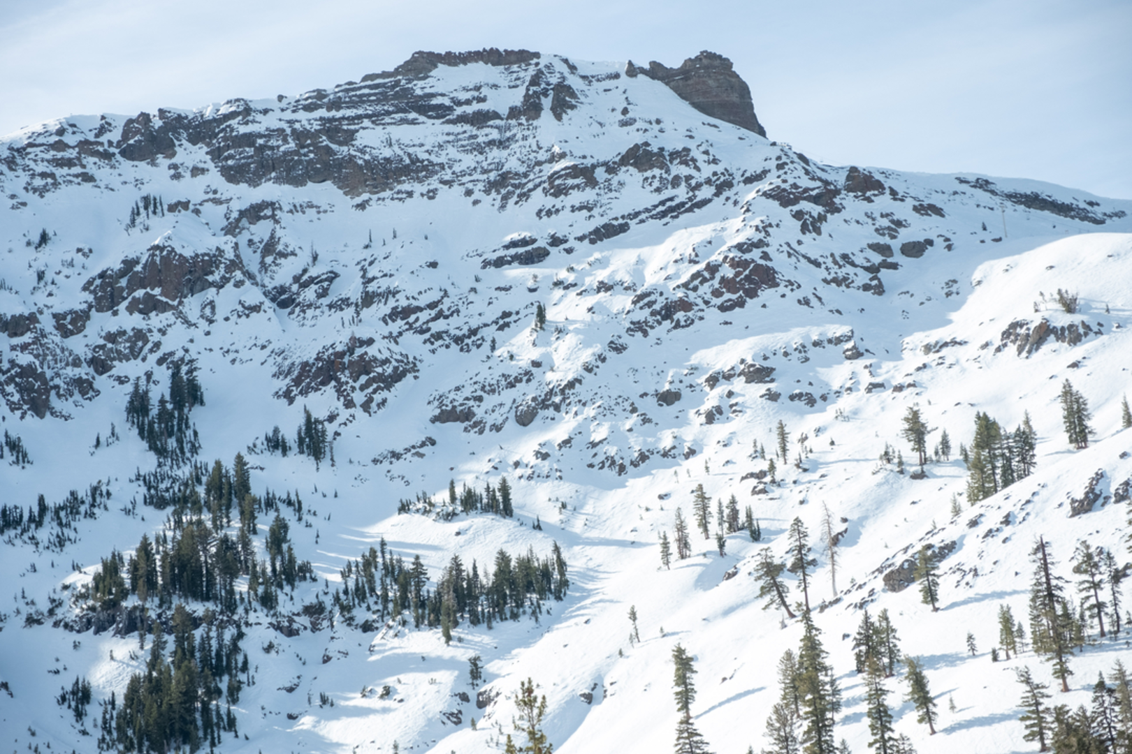 An image depicting the trail Sentinels Trail and its surrounding area.