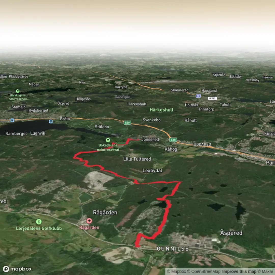 An image depicting the trail Bohusleden stage 23 and its surrounding area.