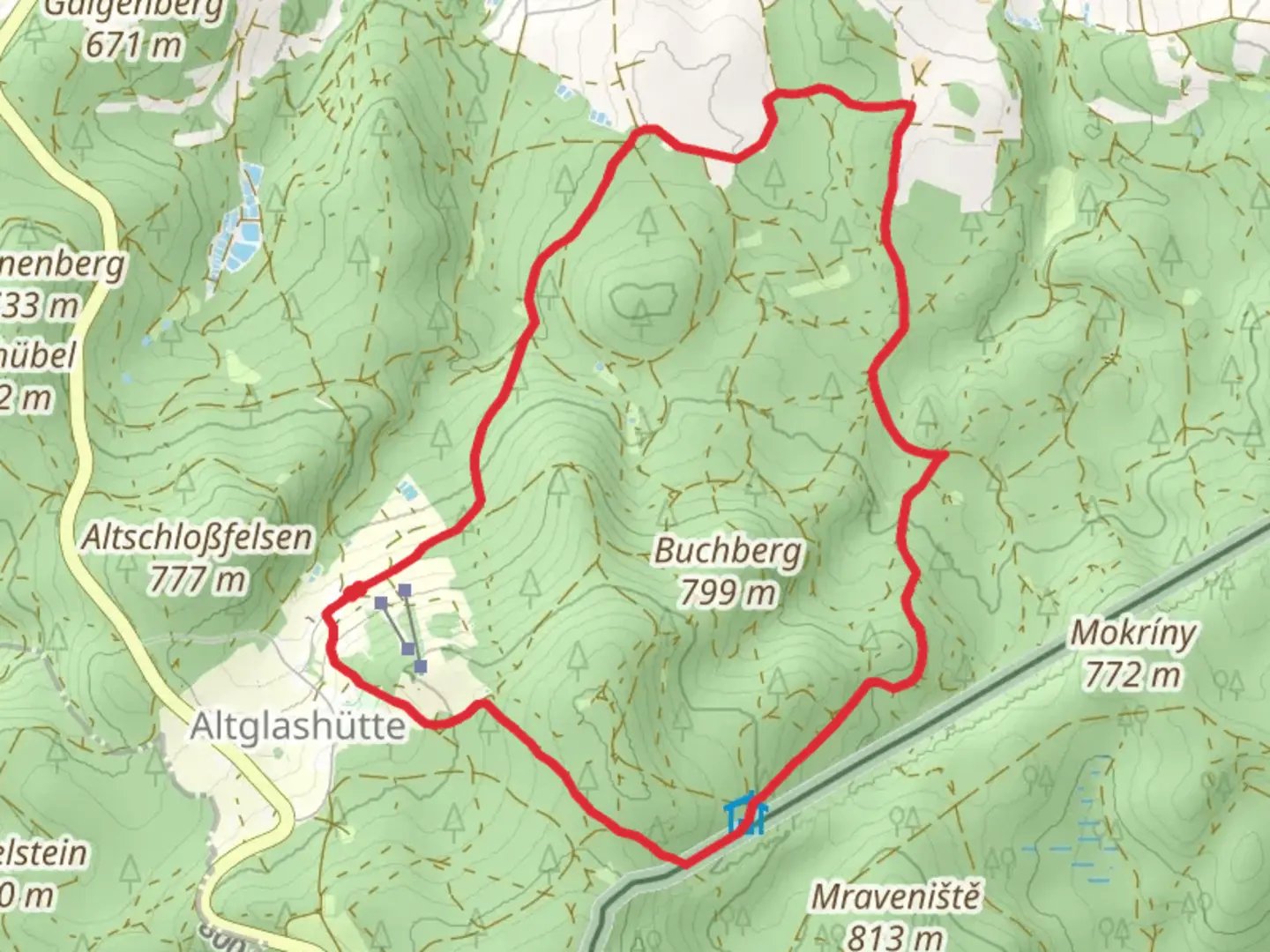 An image depicting the trail Waldnaabquellenweg and Goldbach Wanderweg and its surrounding area.