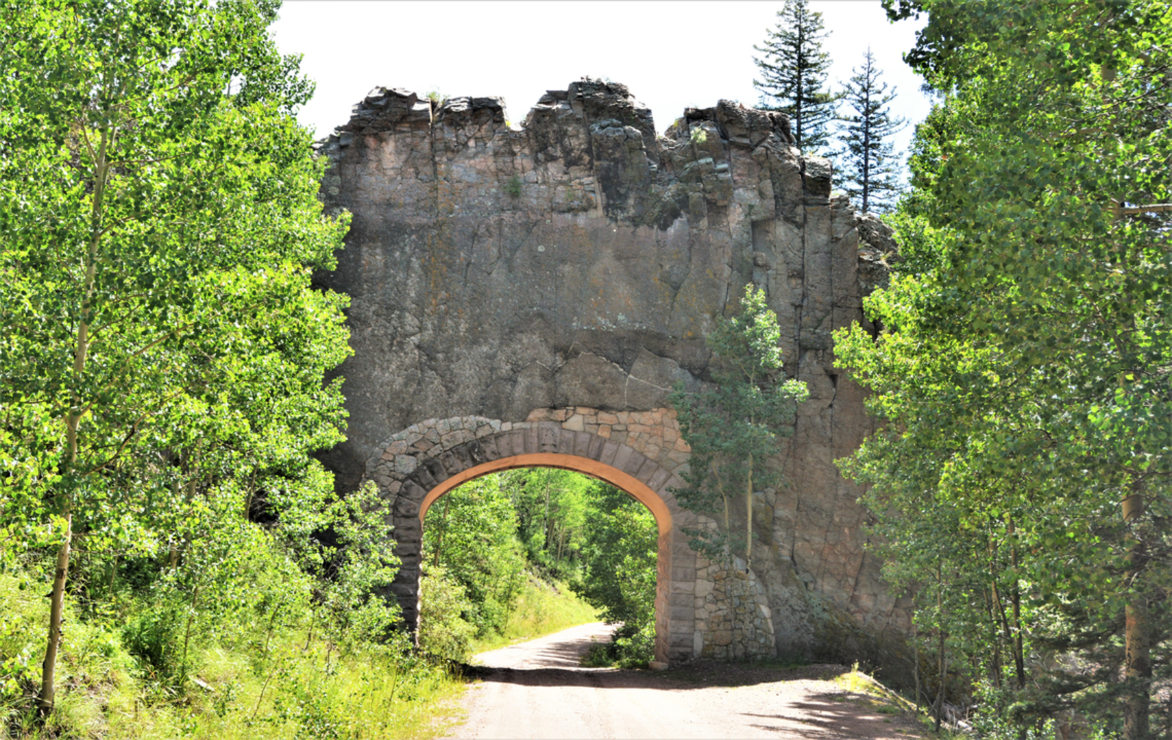 An image depicting the trail Schafer Trail and its surrounding area.