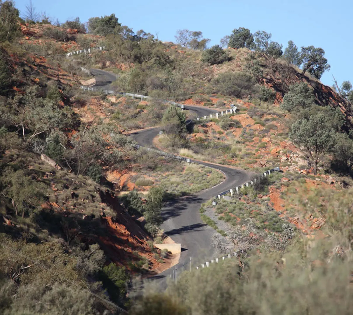 An image depicting the trail MacDonnell Ranges Heavitree Gap Trail and its surrounding area.