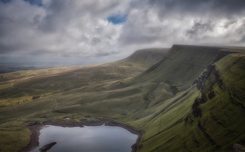 Bannau Brycheiniog National Park - Picws Du and Llyn y Fan Fawr