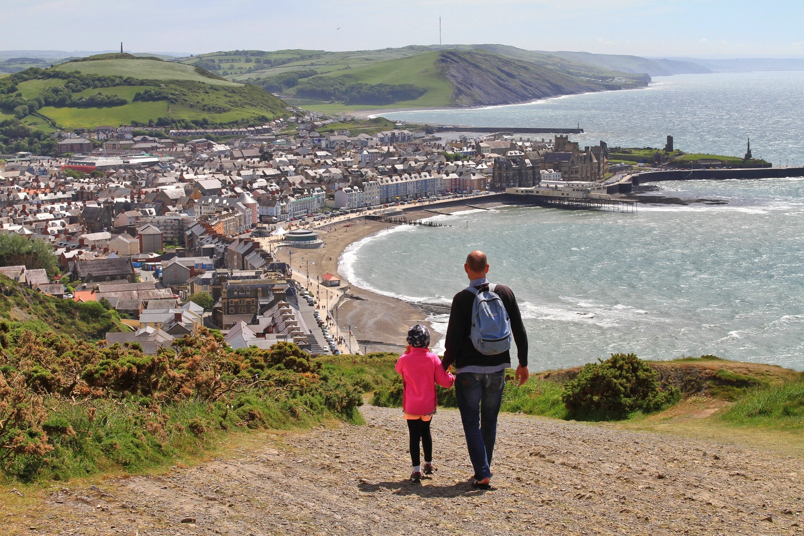 An image depicting the trail Ystwyth Trail and its surrounding area.
