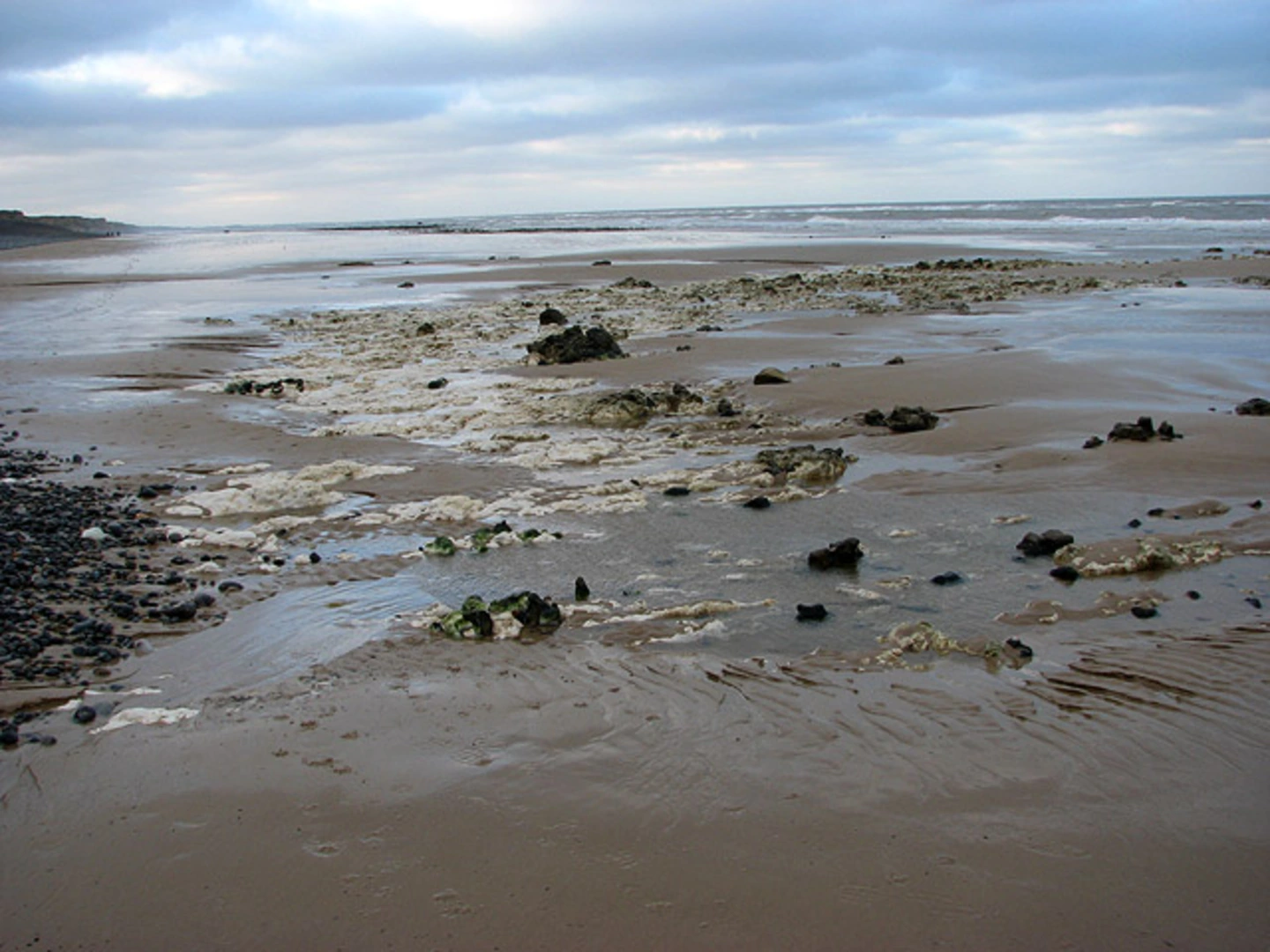 An image depicting the trail Upper Sheringham to Sheringham Loop Walk and its surrounding area.