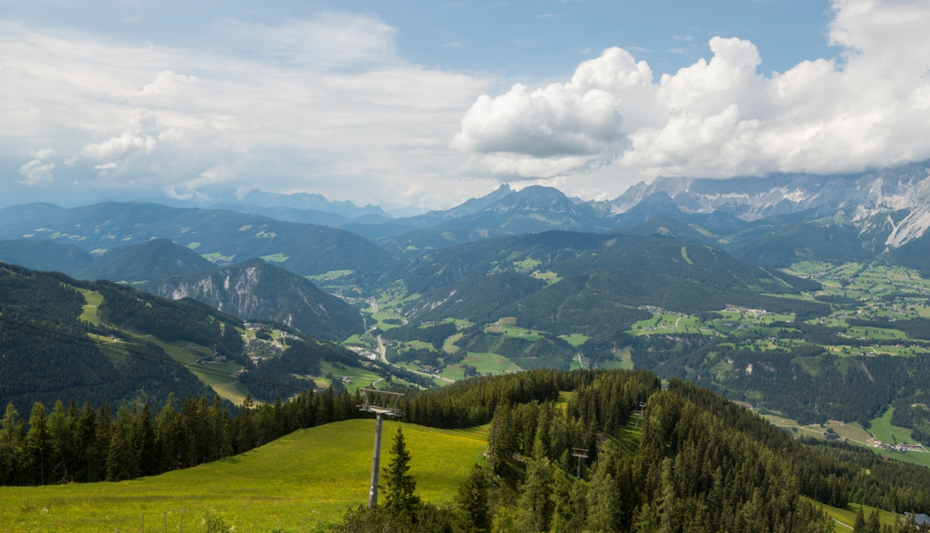 An image depicting the trail Hochwurzen to Untertal and its surrounding area.