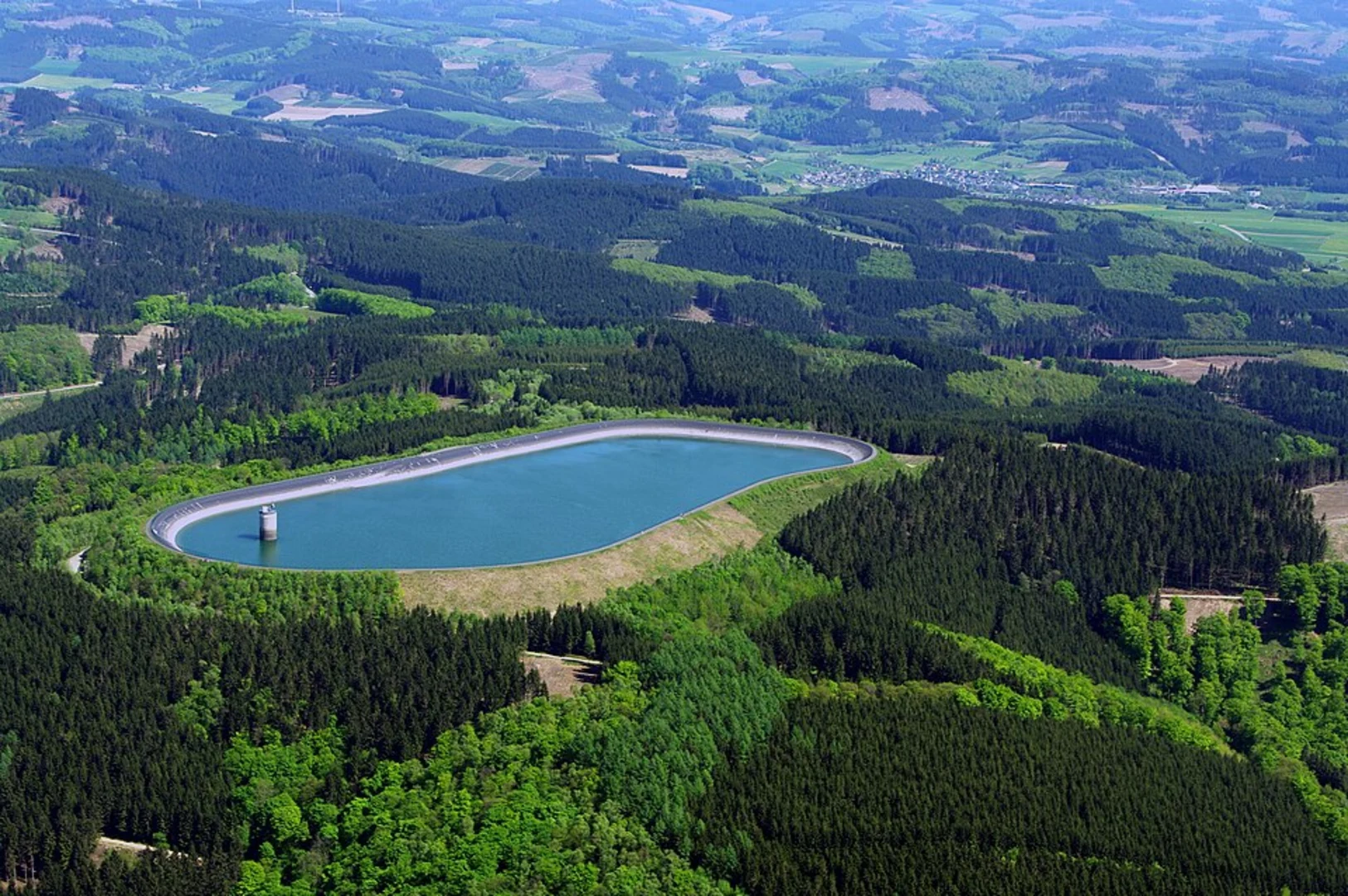 An image depicting the trail Oberbecken Pumpspeicherwerk Loop and its surrounding area.