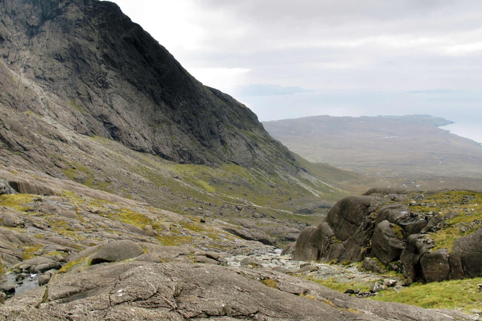 An image depicting the trail Inaccessible Pinnacle and its surrounding area.