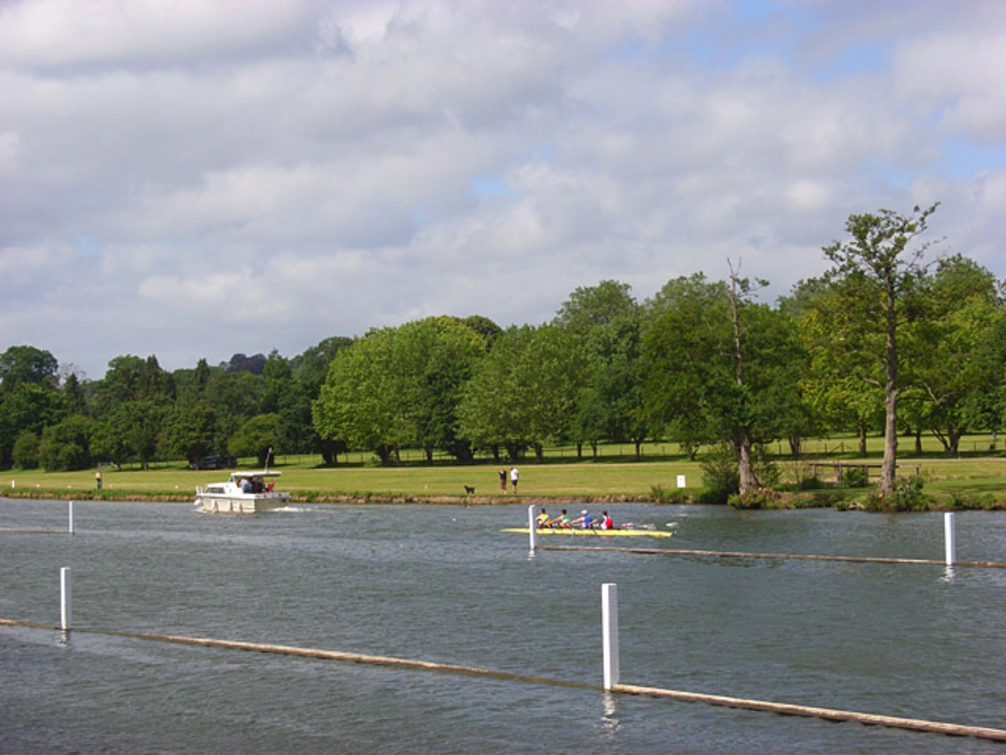 An image depicting the trail River Thames and Remenham Loop and its surrounding area.