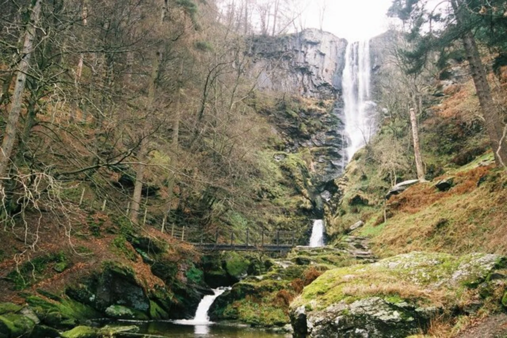 An image depicting the trail Pistyll Rhaeadr Loop and its surrounding area.