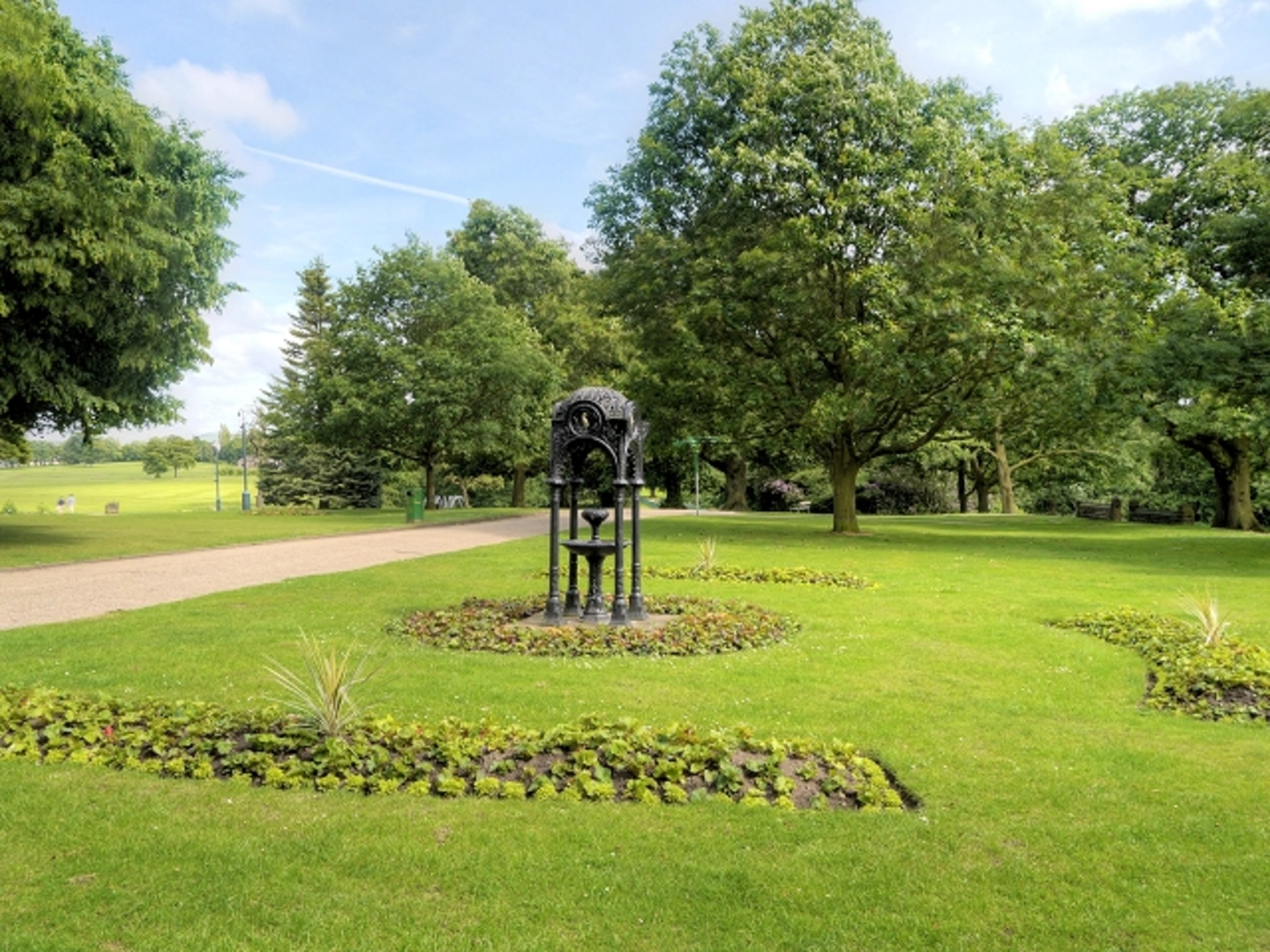 An image depicting the trail Astley Park and Ackhurst Wood Loop and its surrounding area.