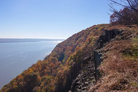 Hook Mountain Trail