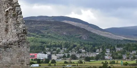 Kingussie Path - Tom Baraidh and Raitts