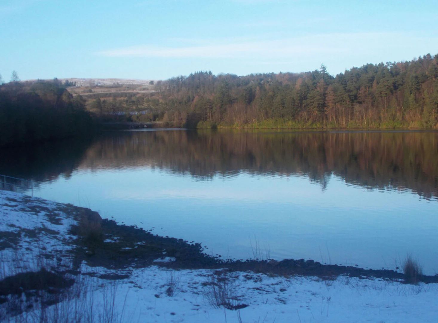 An image depicting the trail Mugdock Country Park Loop and its surrounding area.