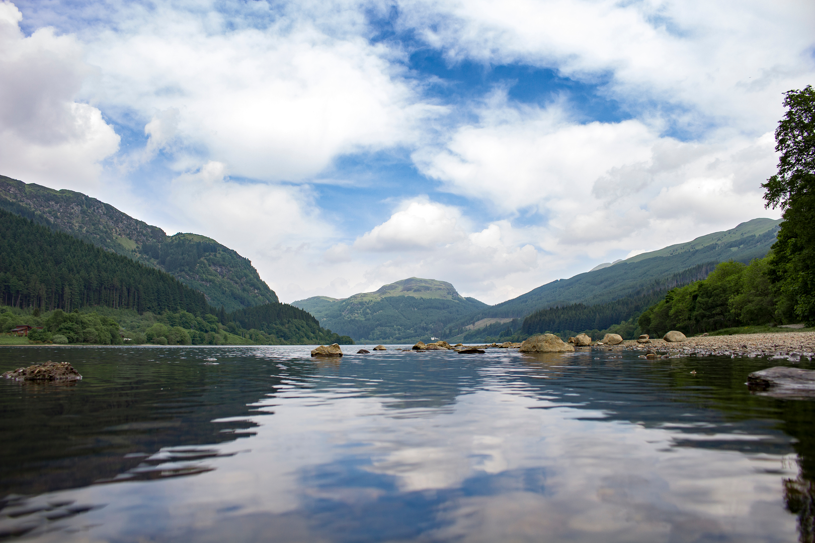 An image depicting the trail Beinn Each from Loch Lubnaig and its surrounding area.