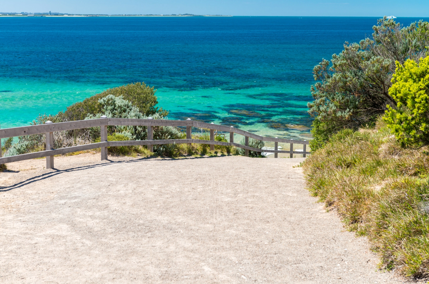 An image depicting the trail Point Nepean Walk and its surrounding area.