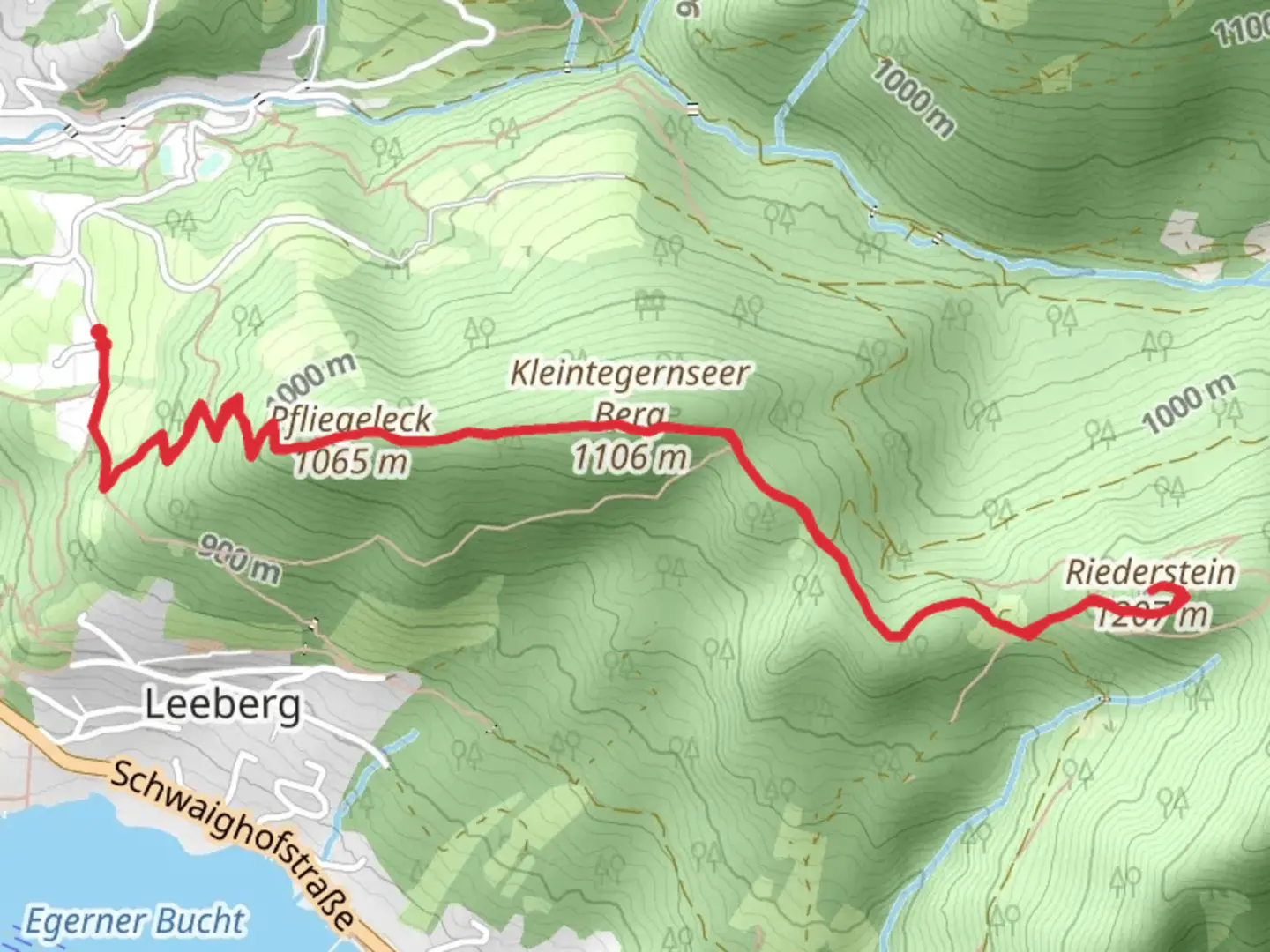 An image depicting the trail Pfliegeleck, Kleintegernseer and Berg Riedersteinkapelle Walk and its surrounding area.