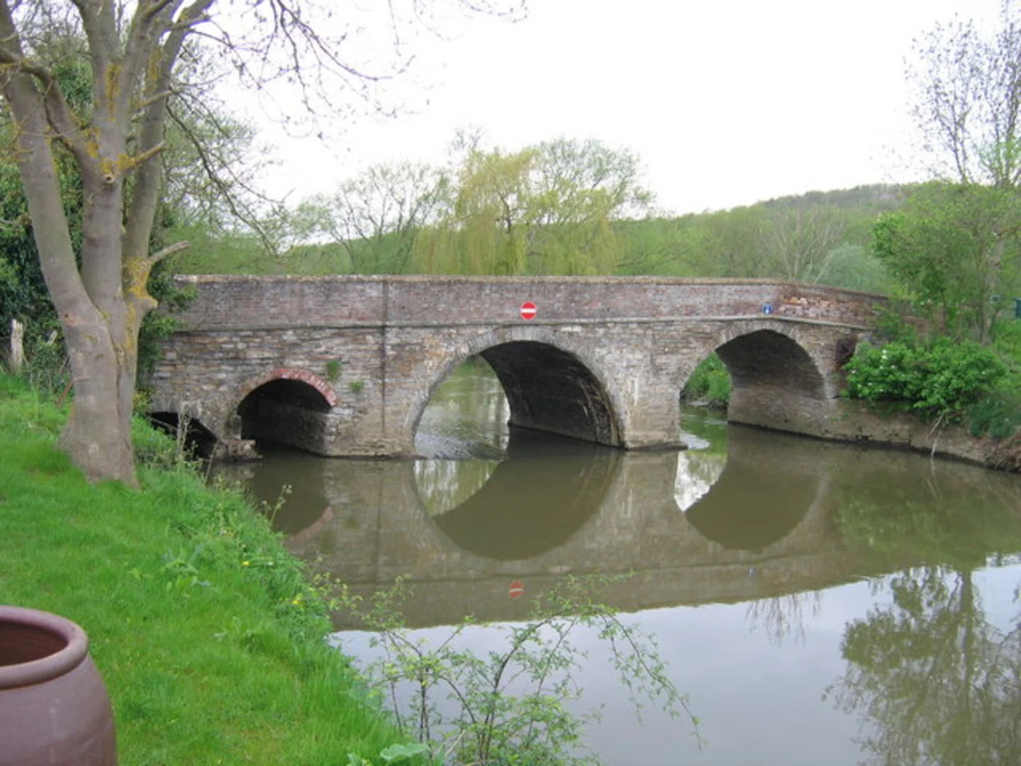 An image depicting the trail Waston on Avon and Welford on Avon Walk and its surrounding area.