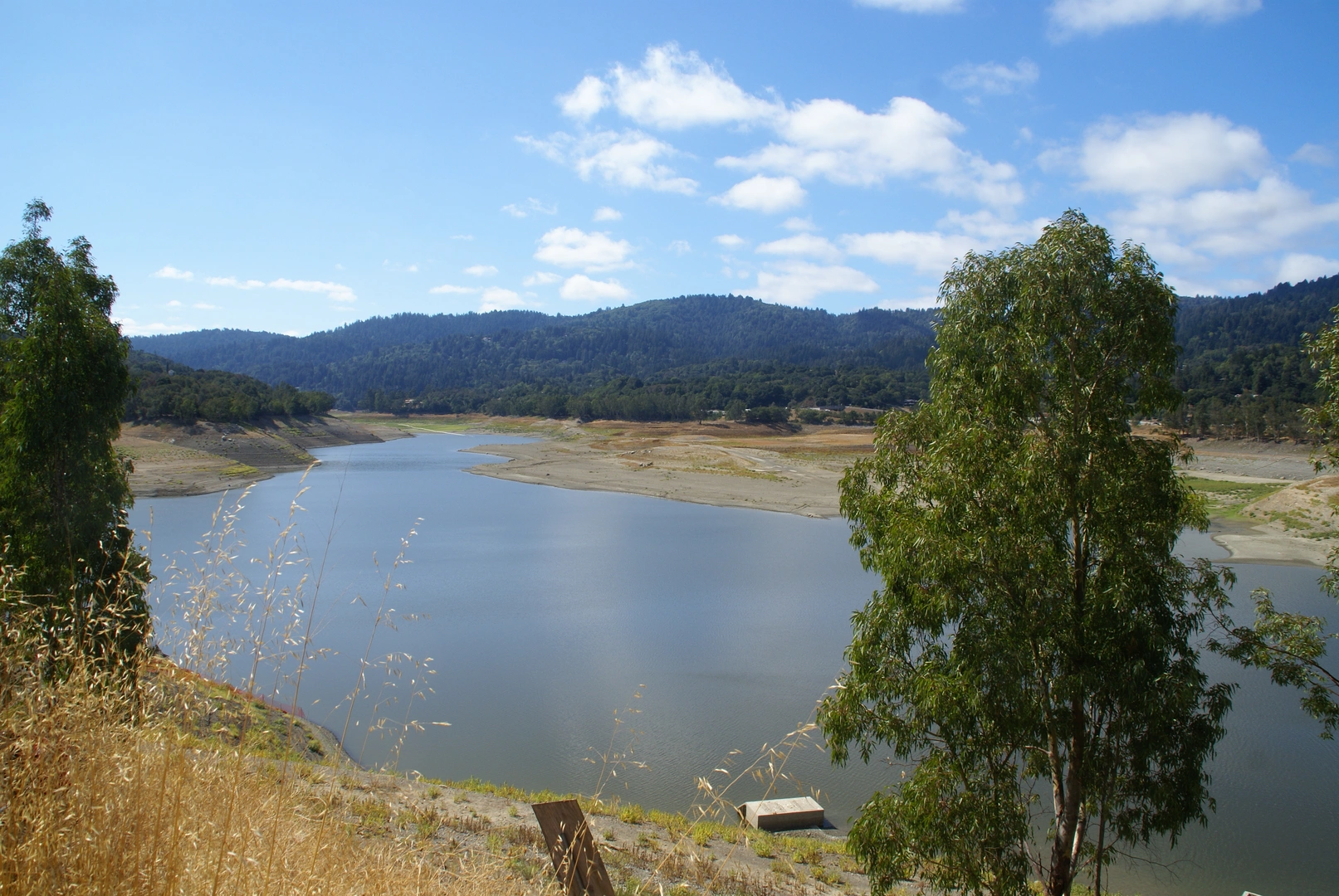 An image depicting the trail Saint Josephs Hill via Manzanita Trail and Novitiate Trail and its surrounding area.
