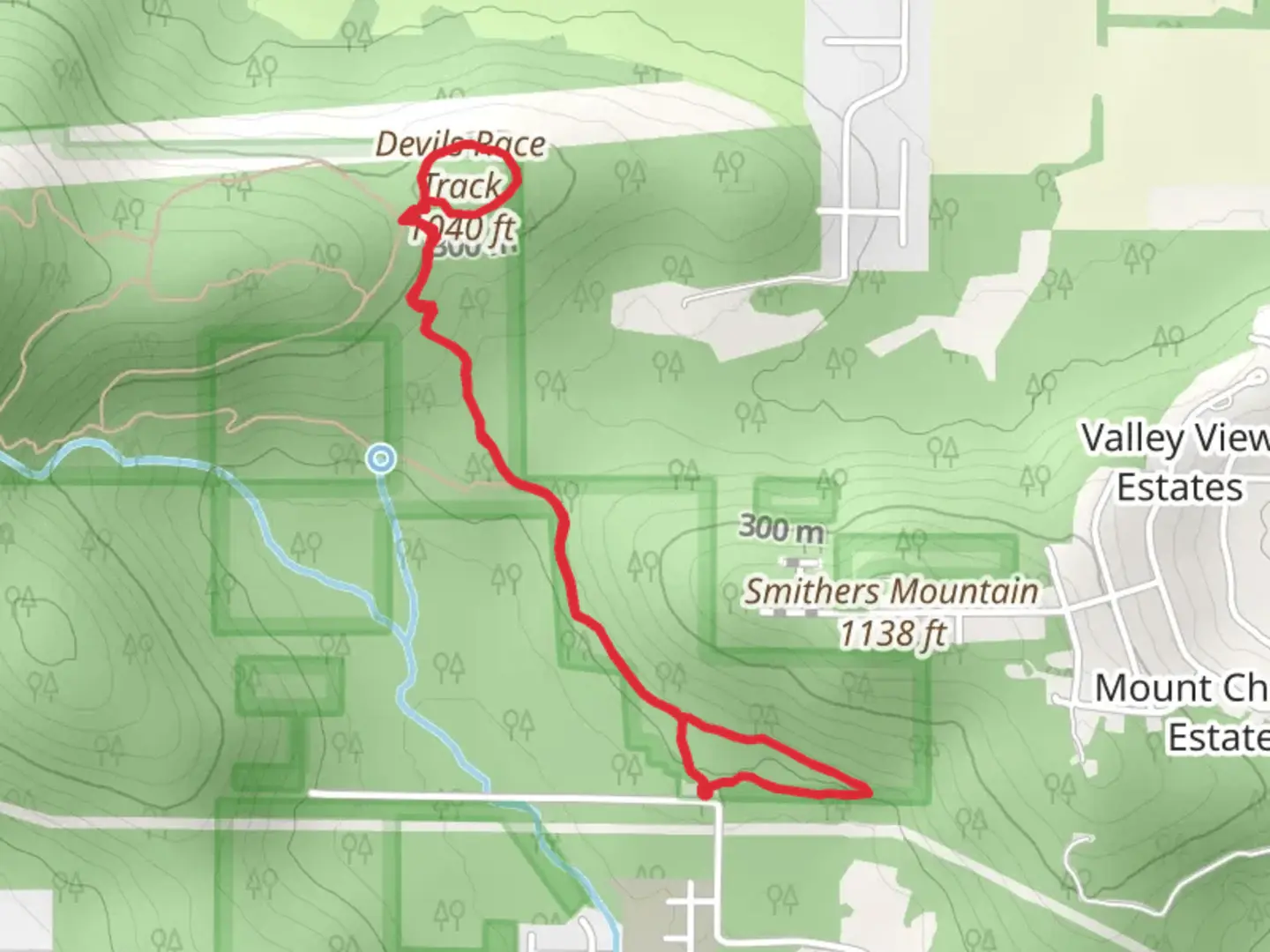An image depicting the trail Devil's Racetrack and Piney Loop Trail and its surrounding area.