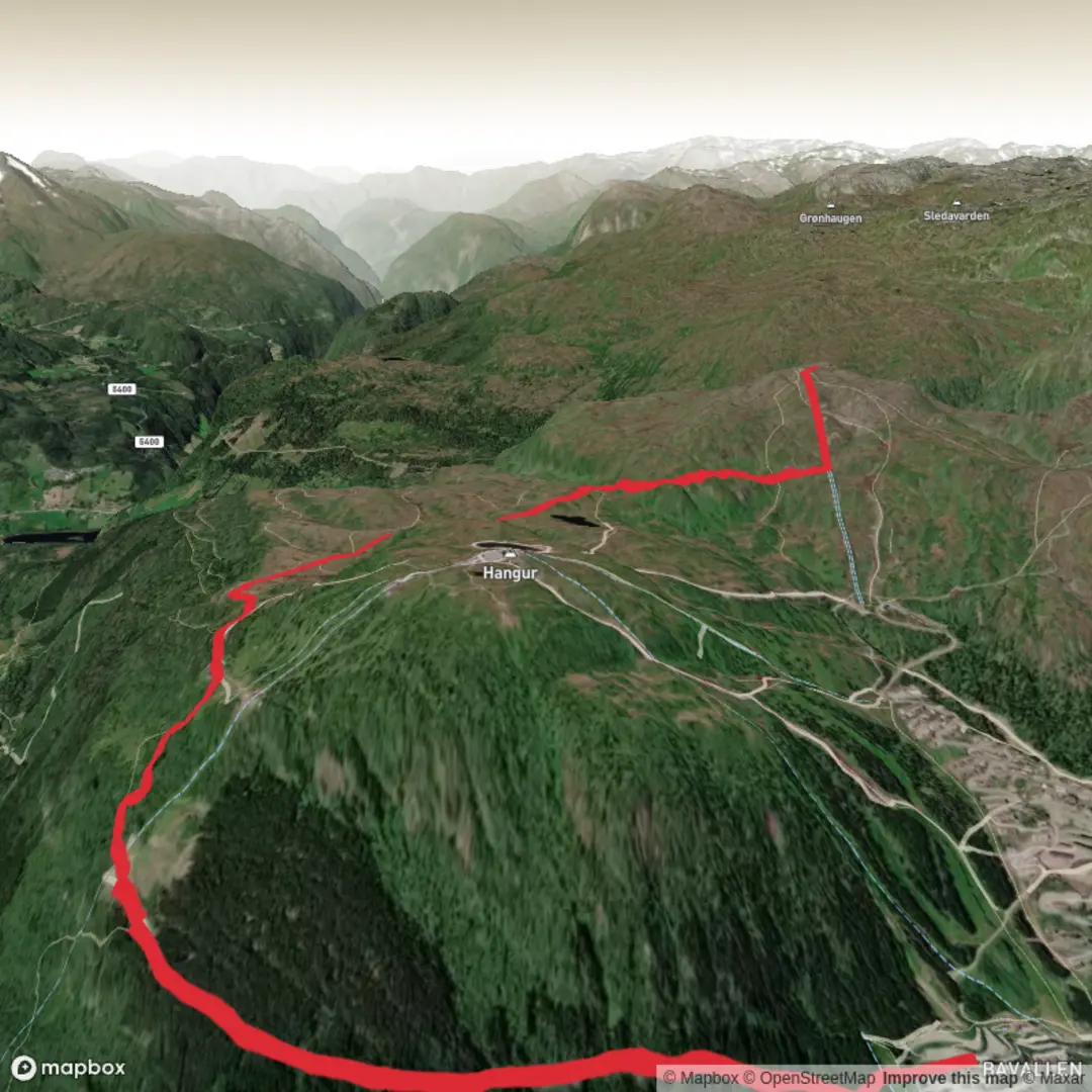 An image depicting the trail Sletta Fjellet and its surrounding area.