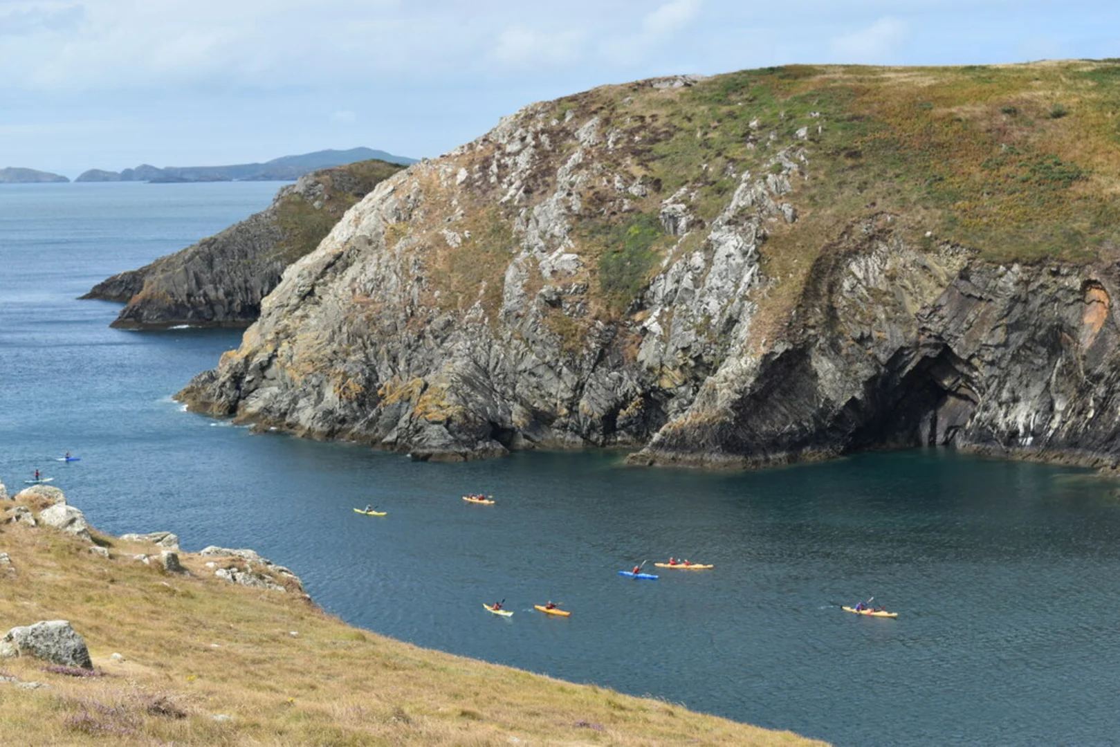 An image depicting the trail Solva Quayside and its surrounding area.