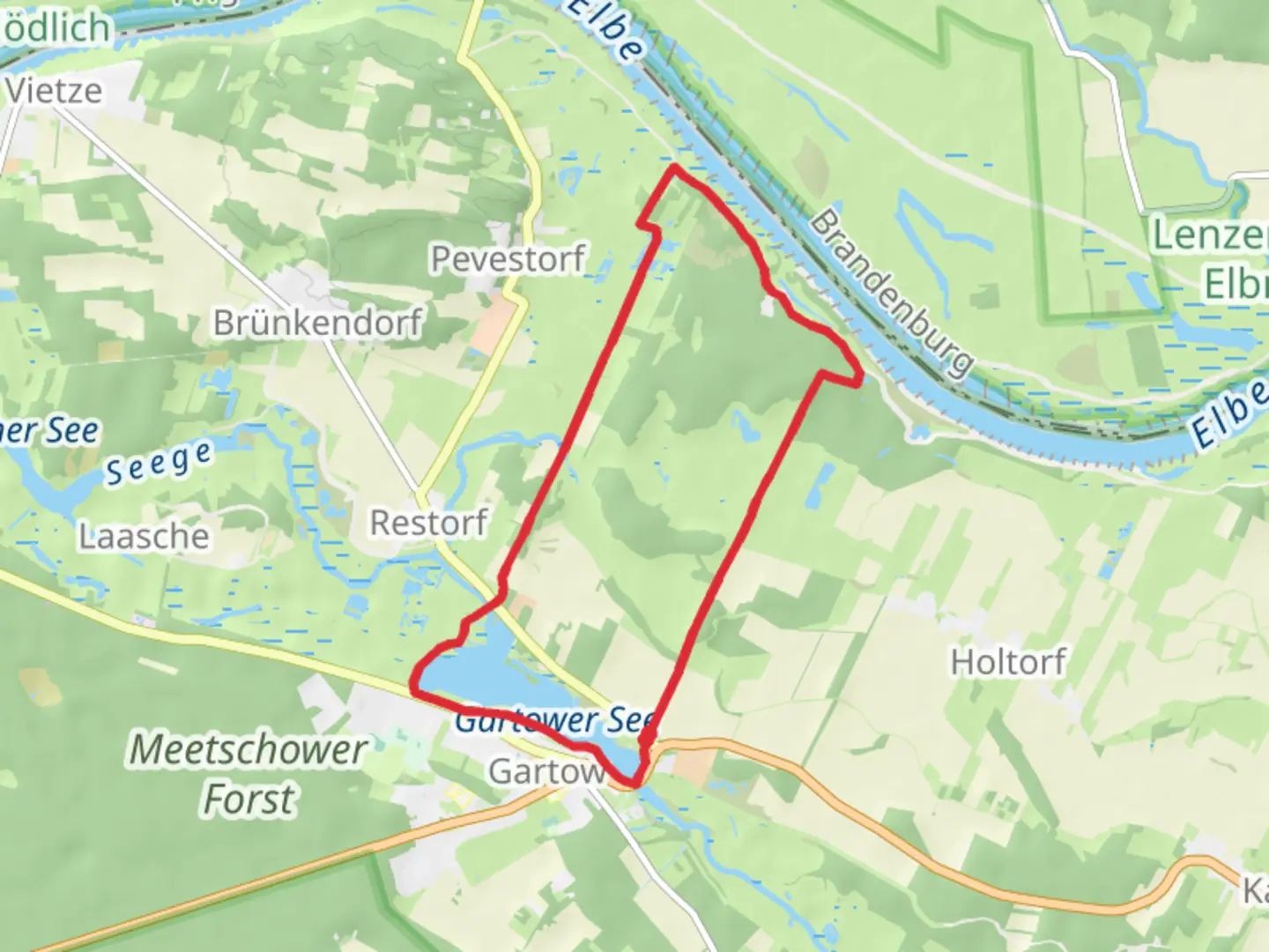 An image depicting the trail Beobachtungspunkt Elbholz, Beobachtungsplattform Westufer and Gartower See via Hoehbeck Elbholz Weg and its surrounding area.