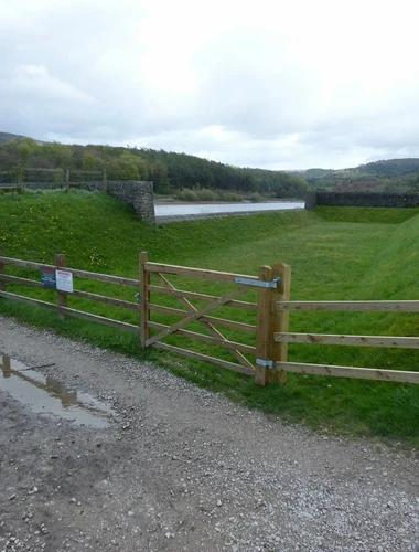 Bottoms Reservoir and Tegg's Nose via Forest Bridleway