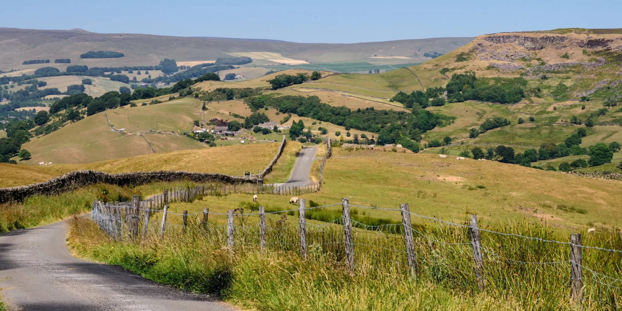An image depicting the trail Martinside Walk - Chapel-en-le-Frith - Walking Route and its surrounding area.