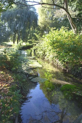 South View Cemetery and Eastrop Park Loop