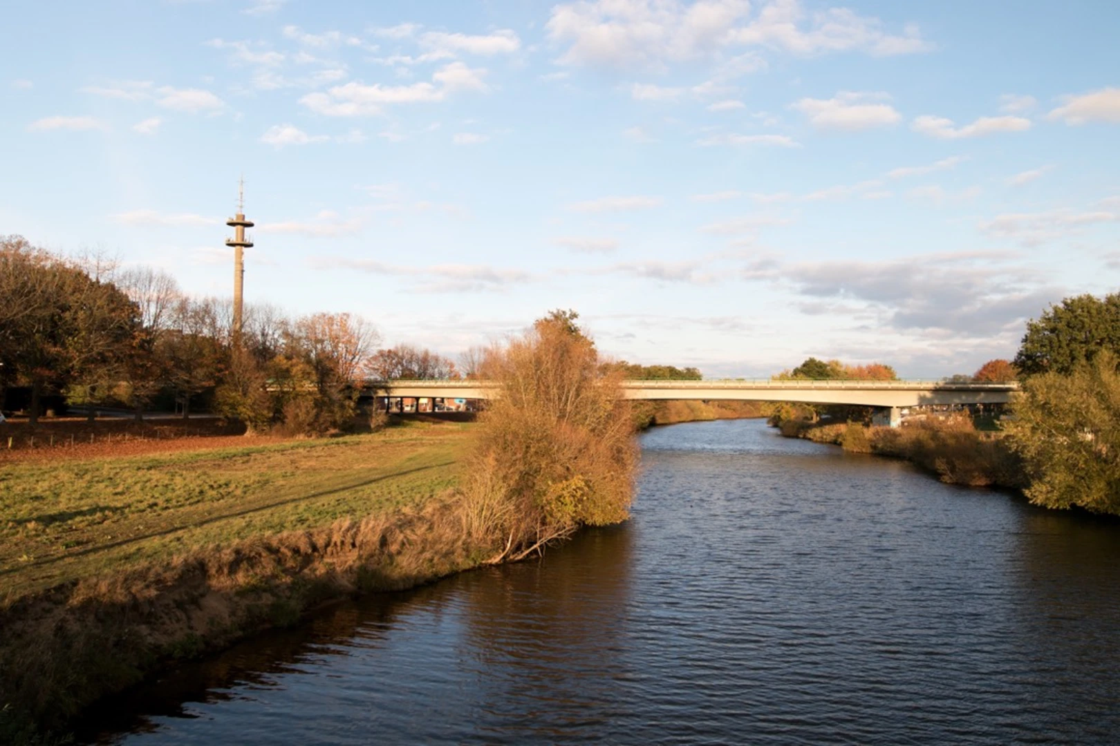 An image depicting the trail Hunenweg and its surrounding area.