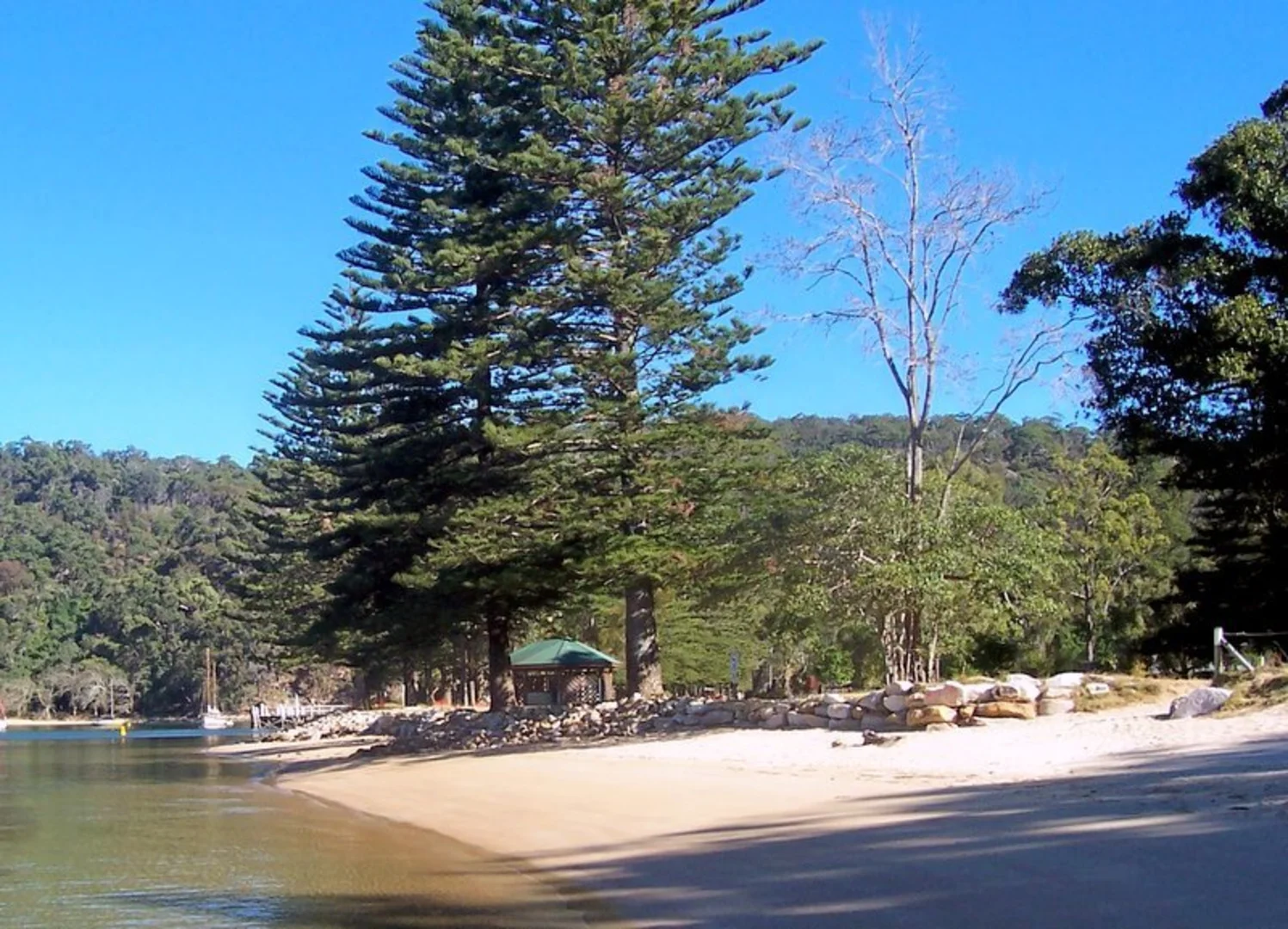 An image depicting the trail Bairne Track and its surrounding area.