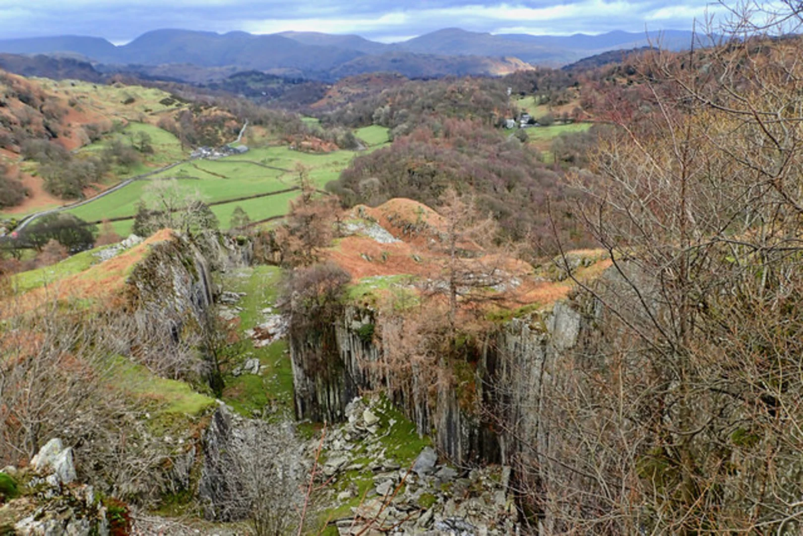 An image depicting the trail Yewdale Beck and Hawk Rigg Loop and its surrounding area.