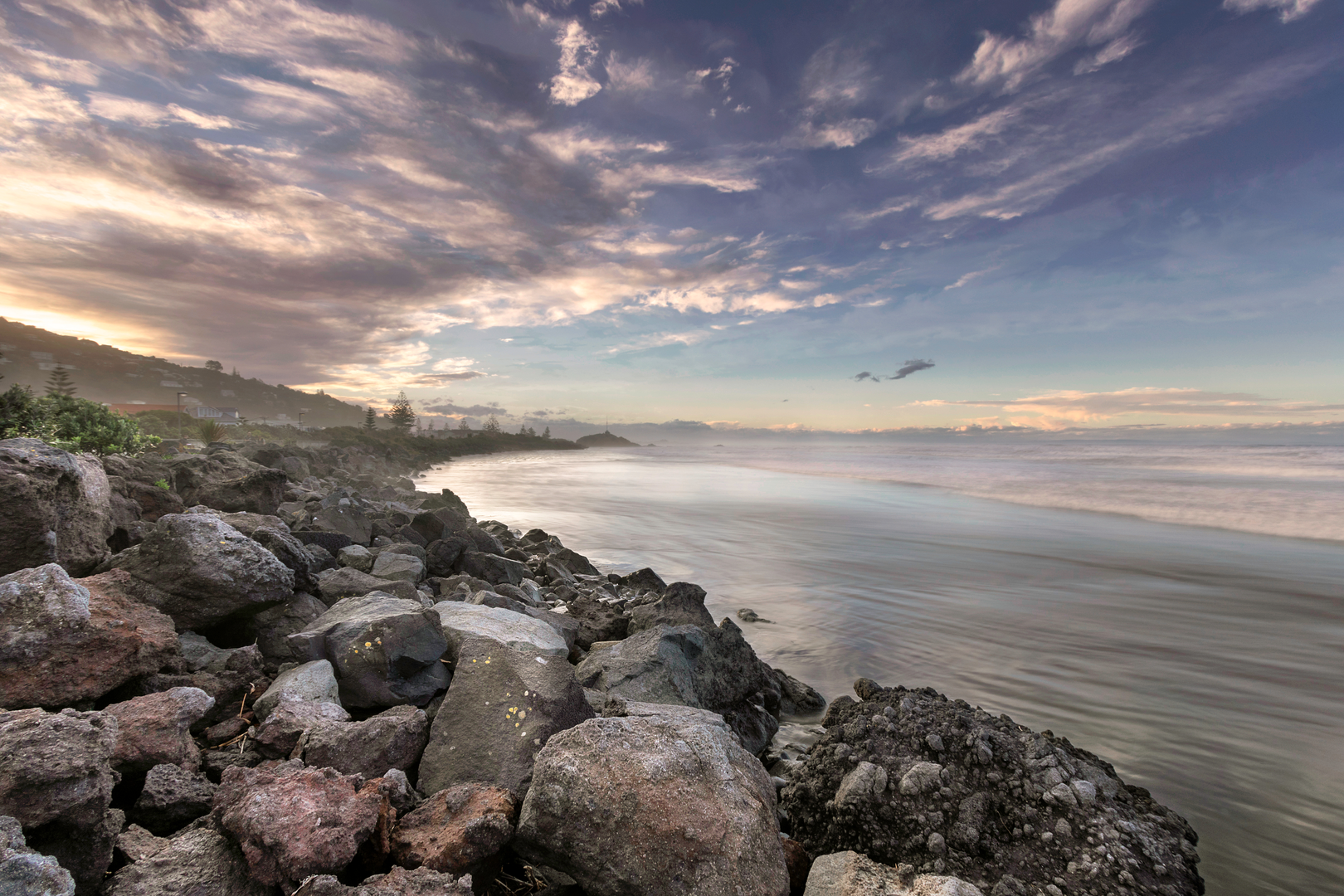 An image depicting the trail Sumner Promenade and its surrounding area.