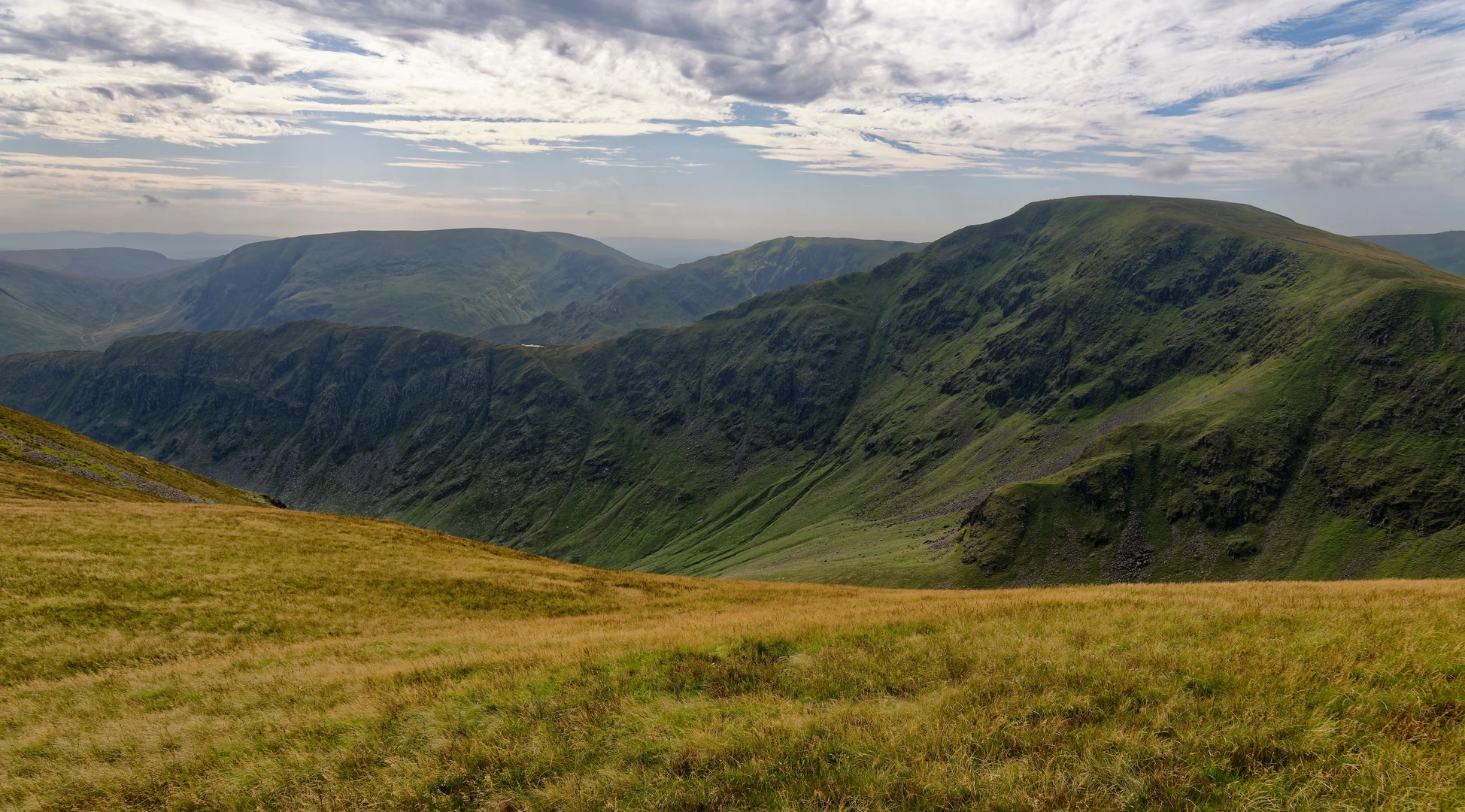 An image depicting the trail Hallow Bank, Kentmere Pike and Wray Crag Loop and its surrounding area.