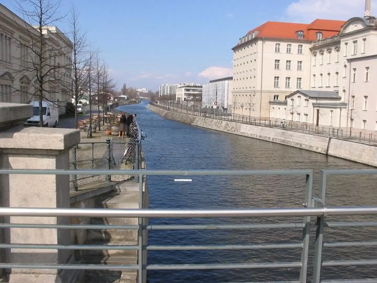 An image depicting the trail Spandauer See and Nordhafen Spandau via Havelseenweg and its surrounding area.